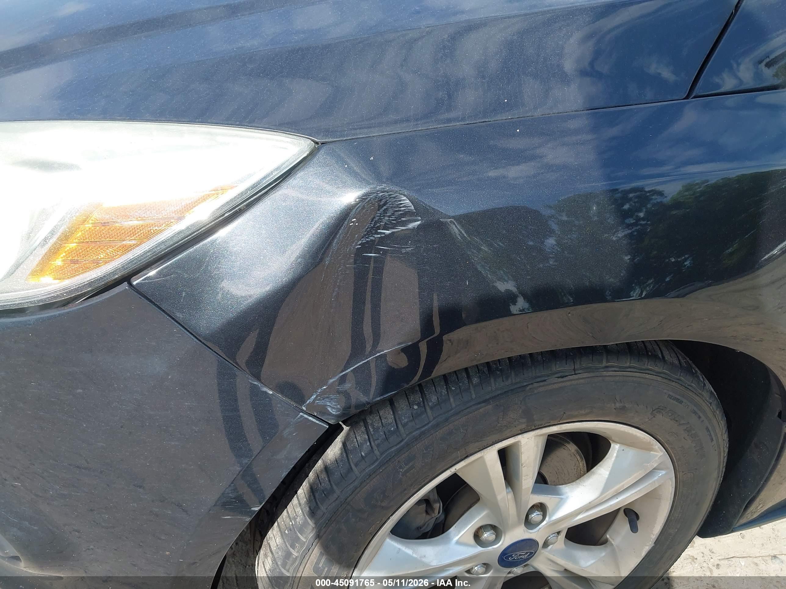 FORD FOCUS image 6