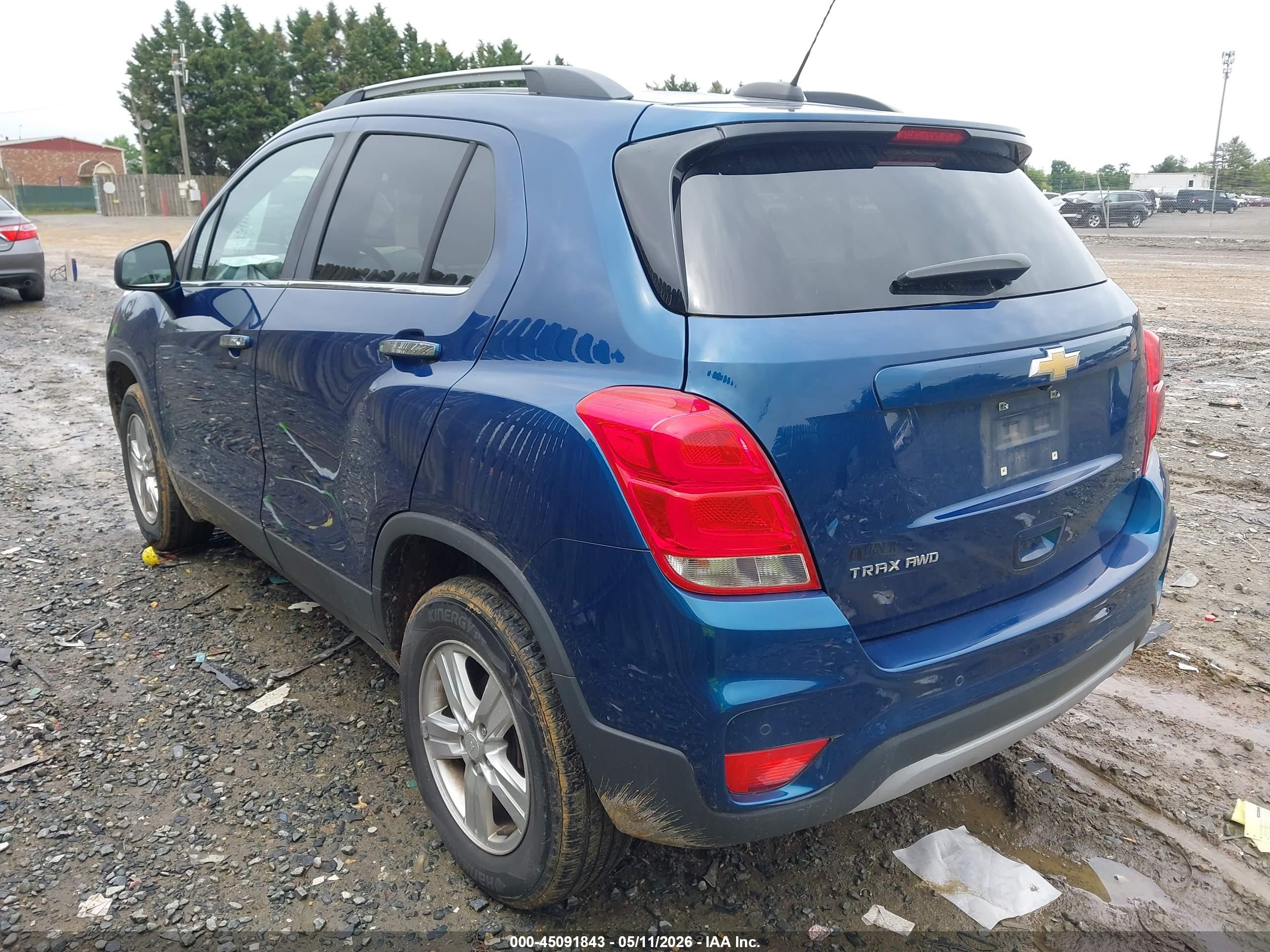 CHEVROLET TRAX image 3