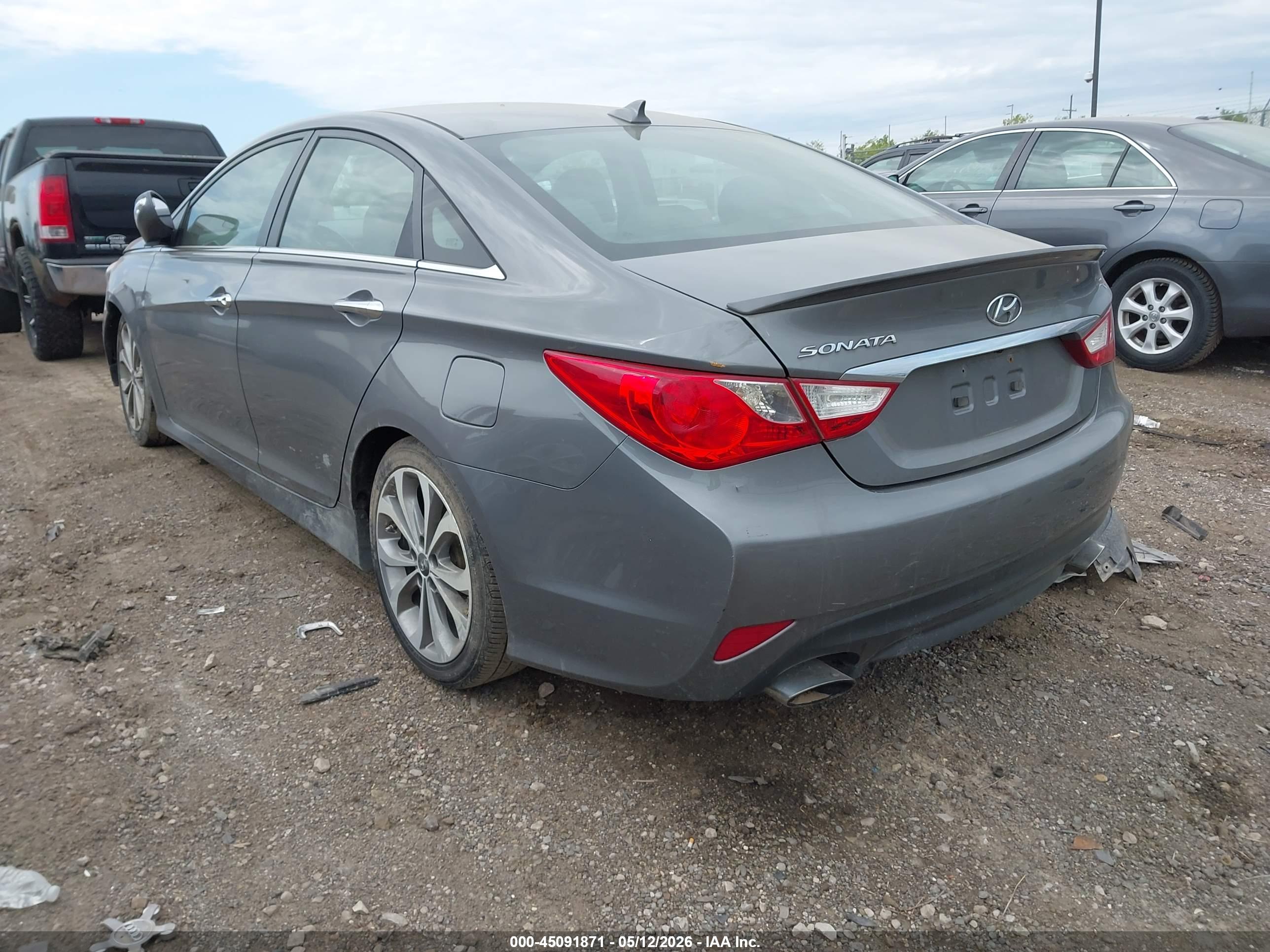 HYUNDAI SONATA image 3