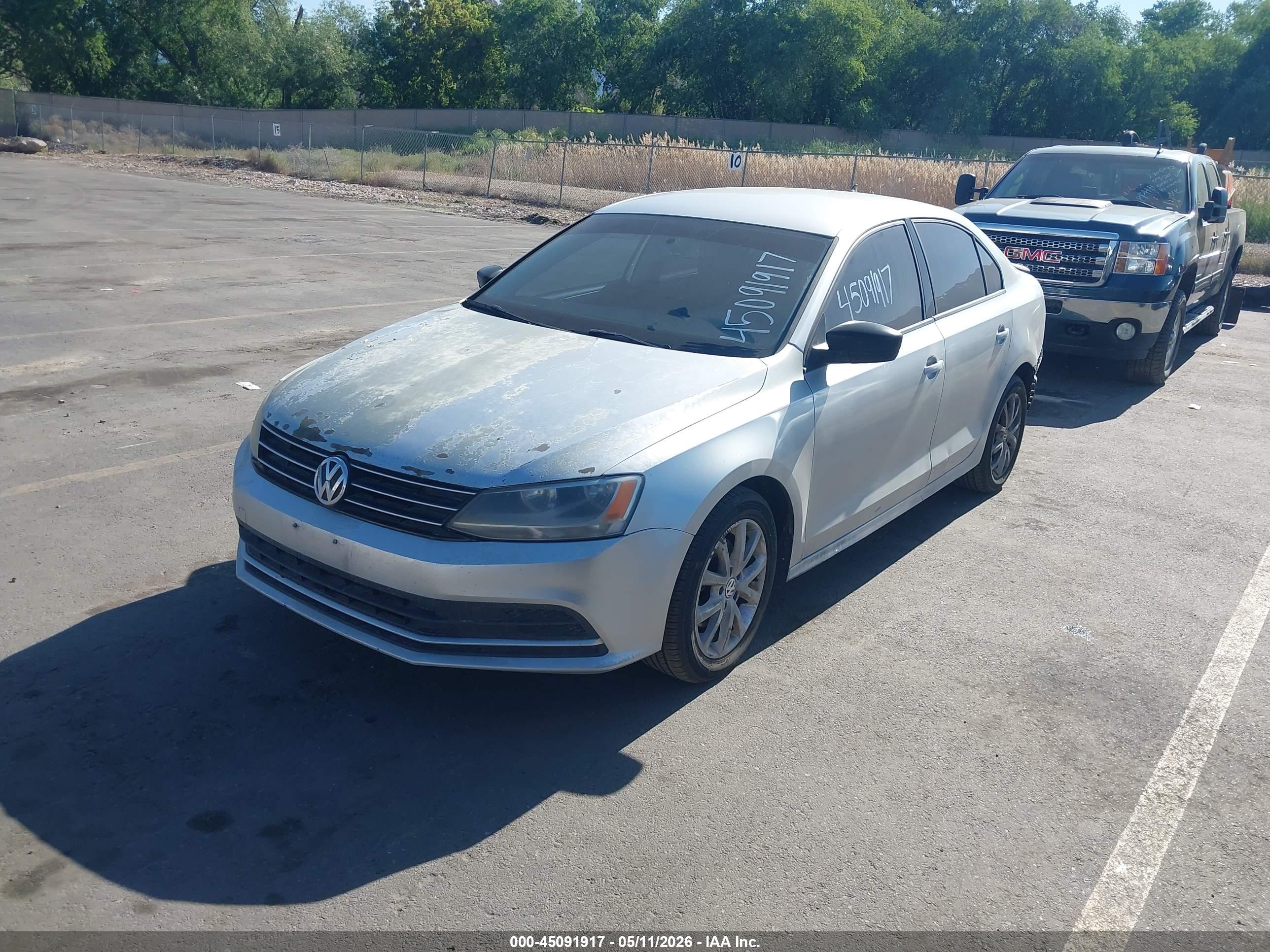 VOLKSWAGEN JETTA image 2