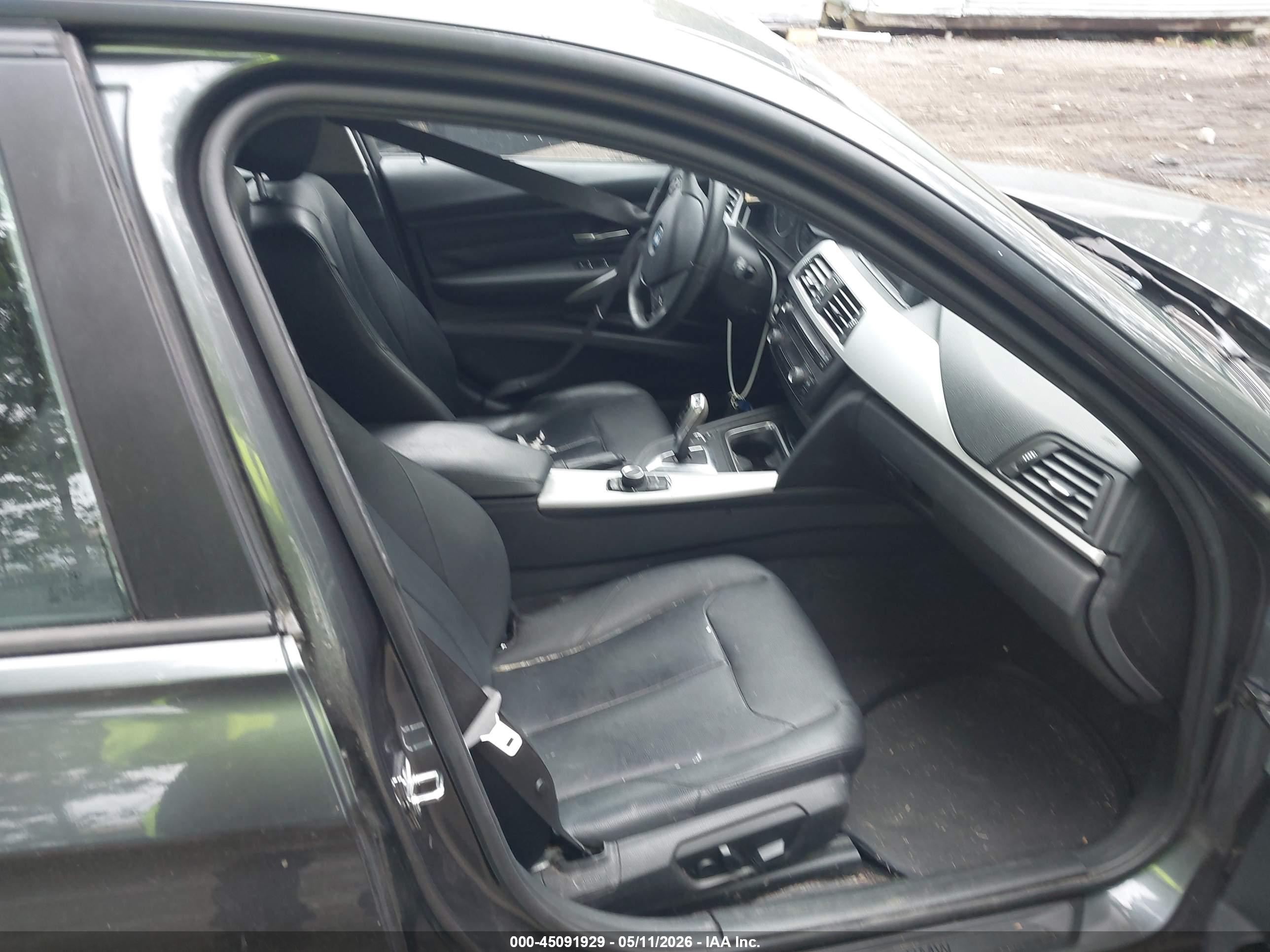 BMW 328I image 5