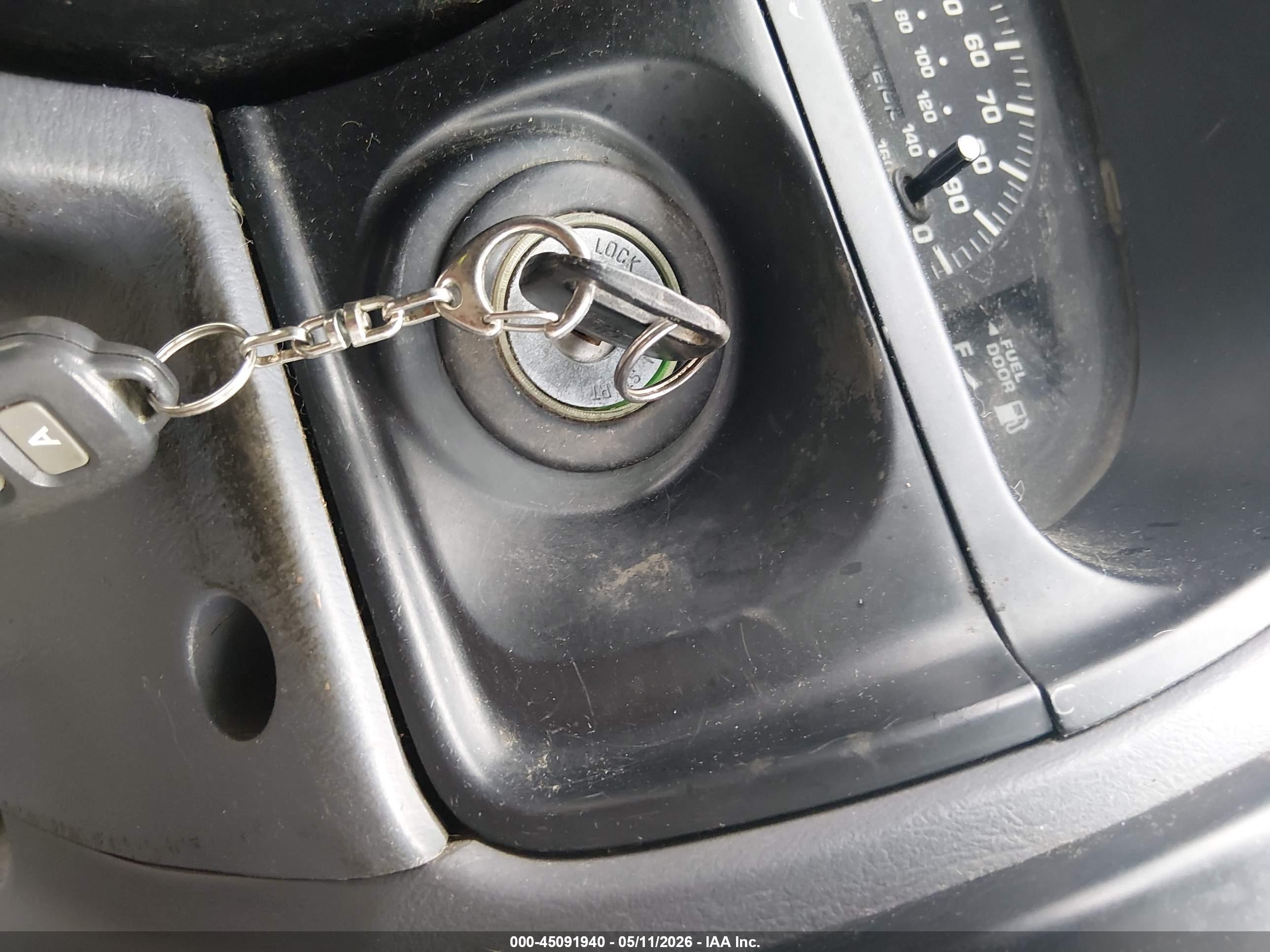 TOYOTA 4RUNNER image 11