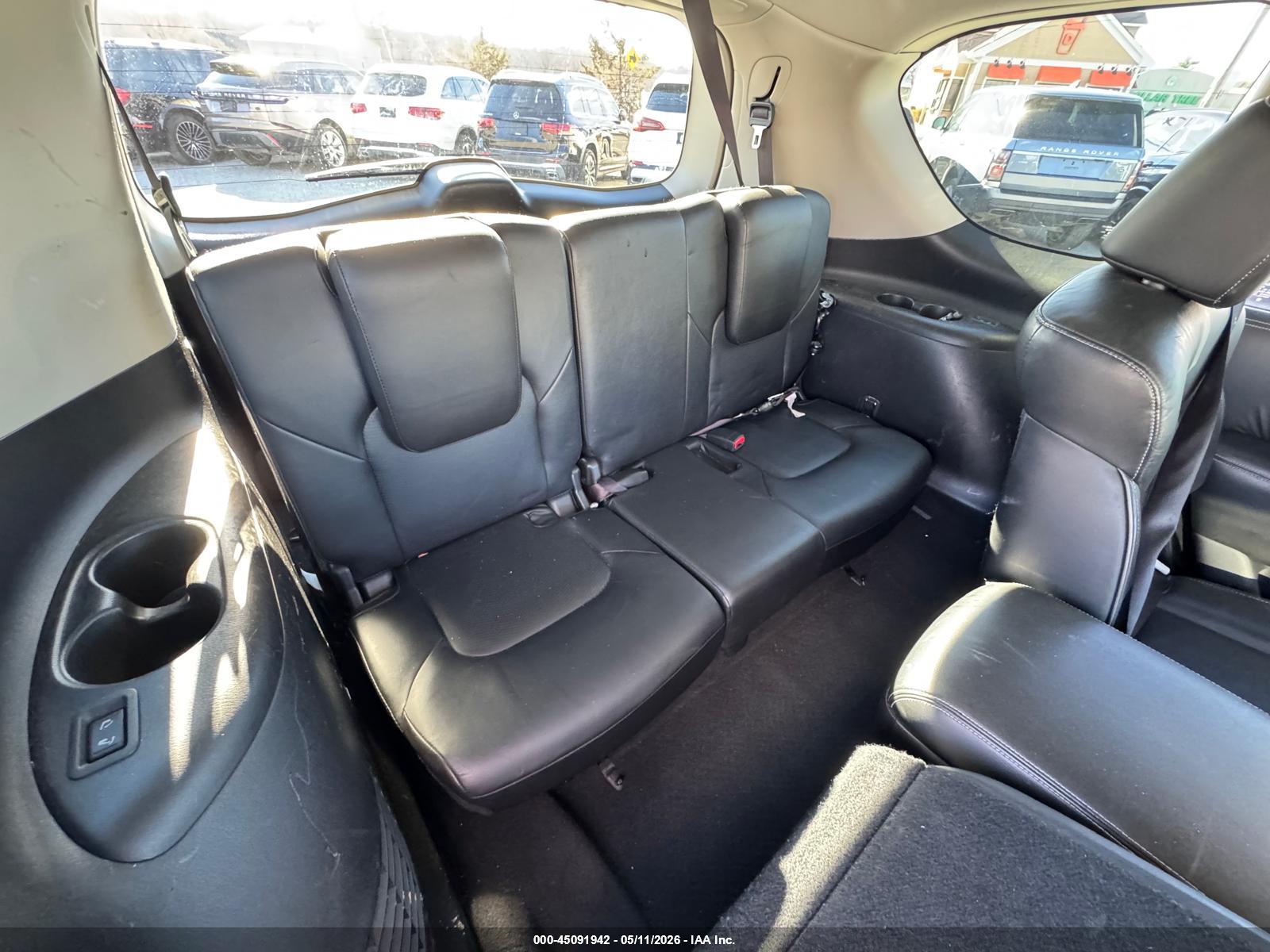 INFINITI QX80 image 11