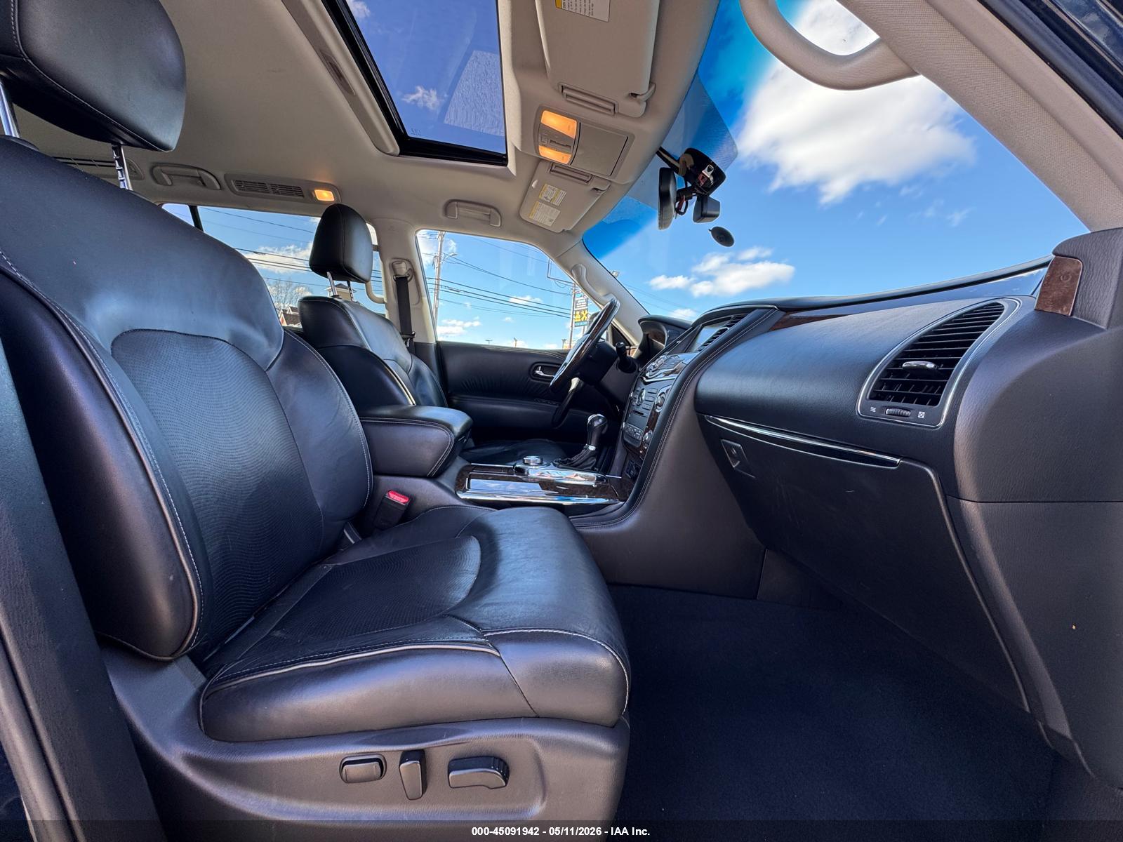 INFINITI QX80 image 5