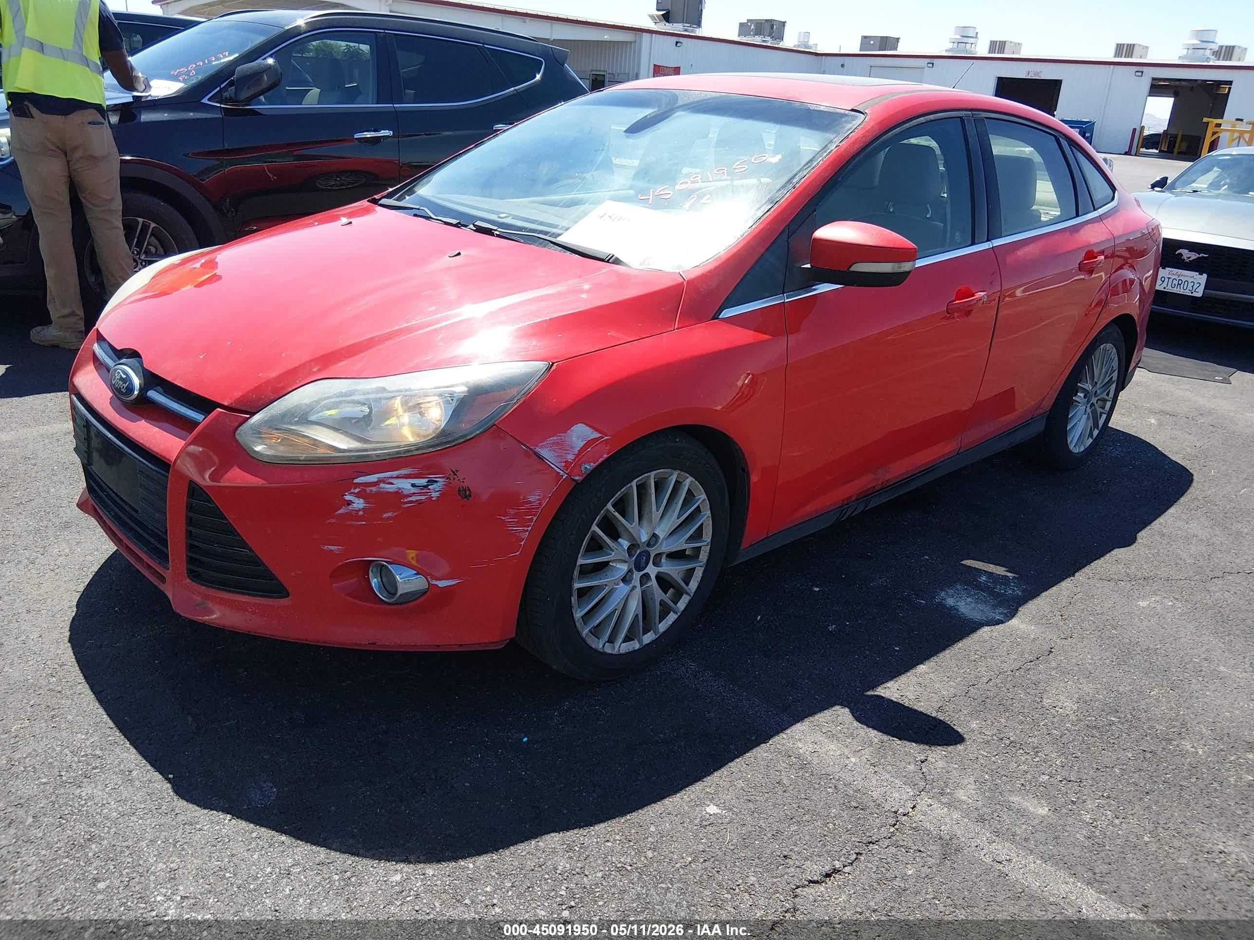 FORD FOCUS image 2
