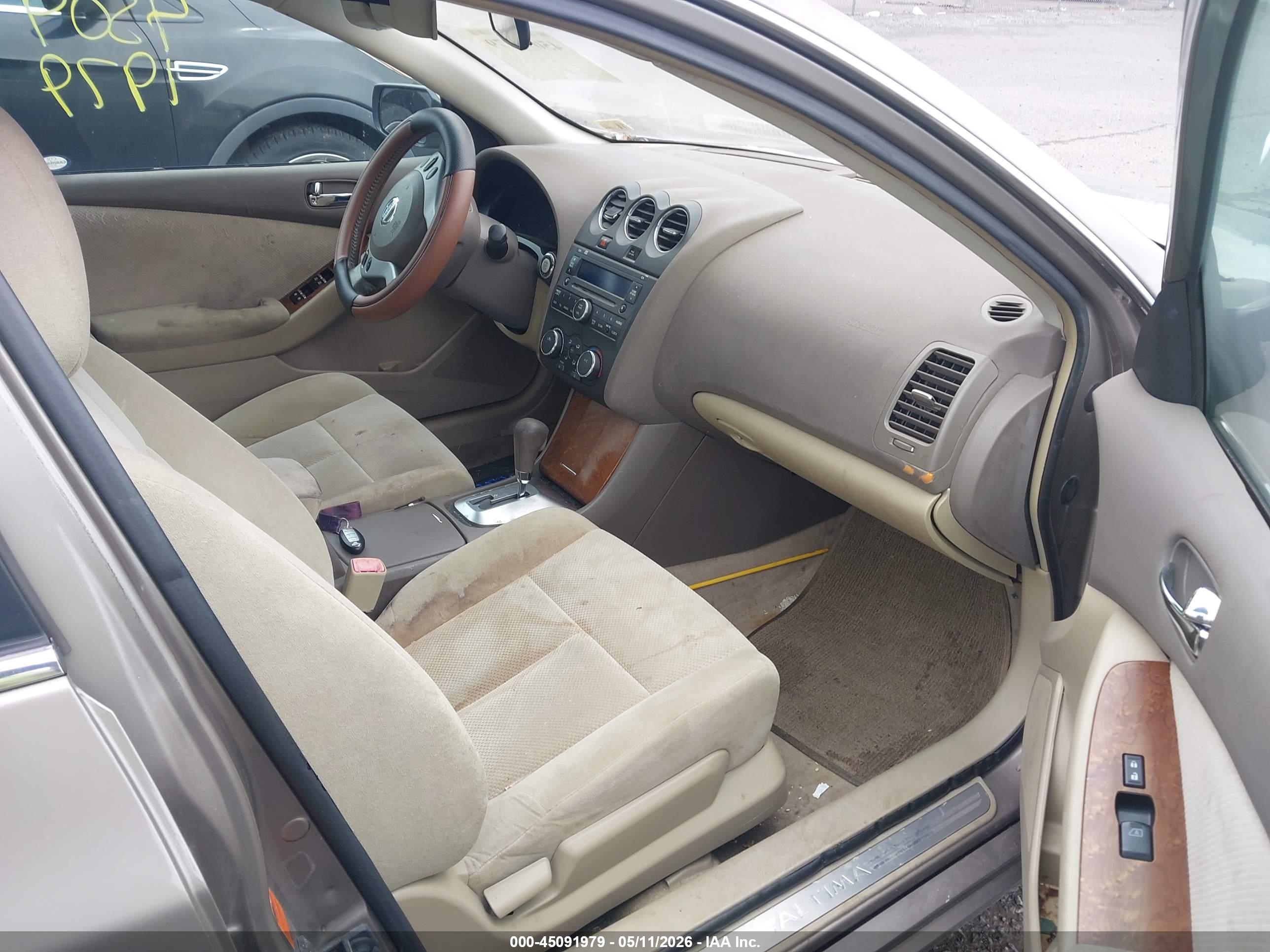 NISSAN ALTIMA image 5