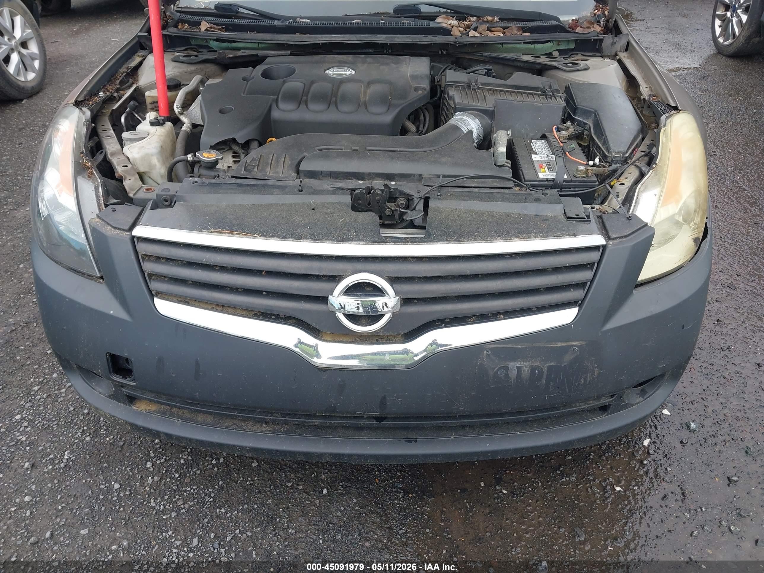 NISSAN ALTIMA image 6