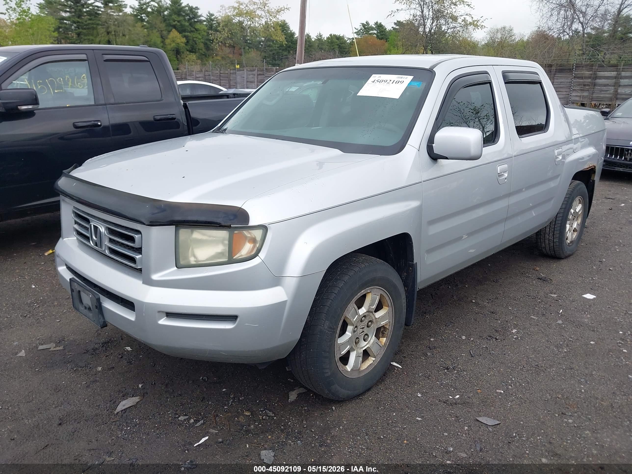 HONDA RIDGELINE image 2