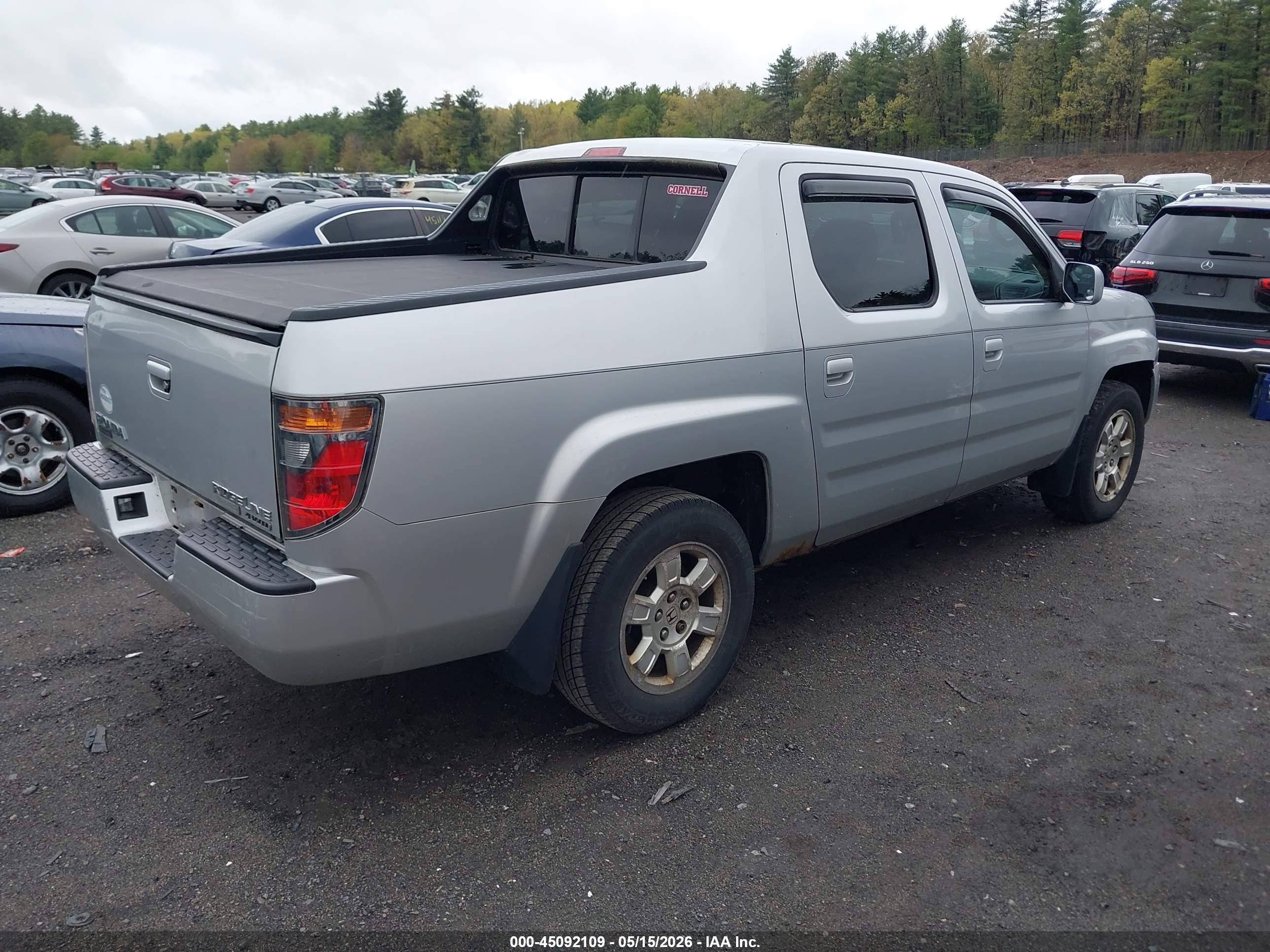 HONDA RIDGELINE image 4