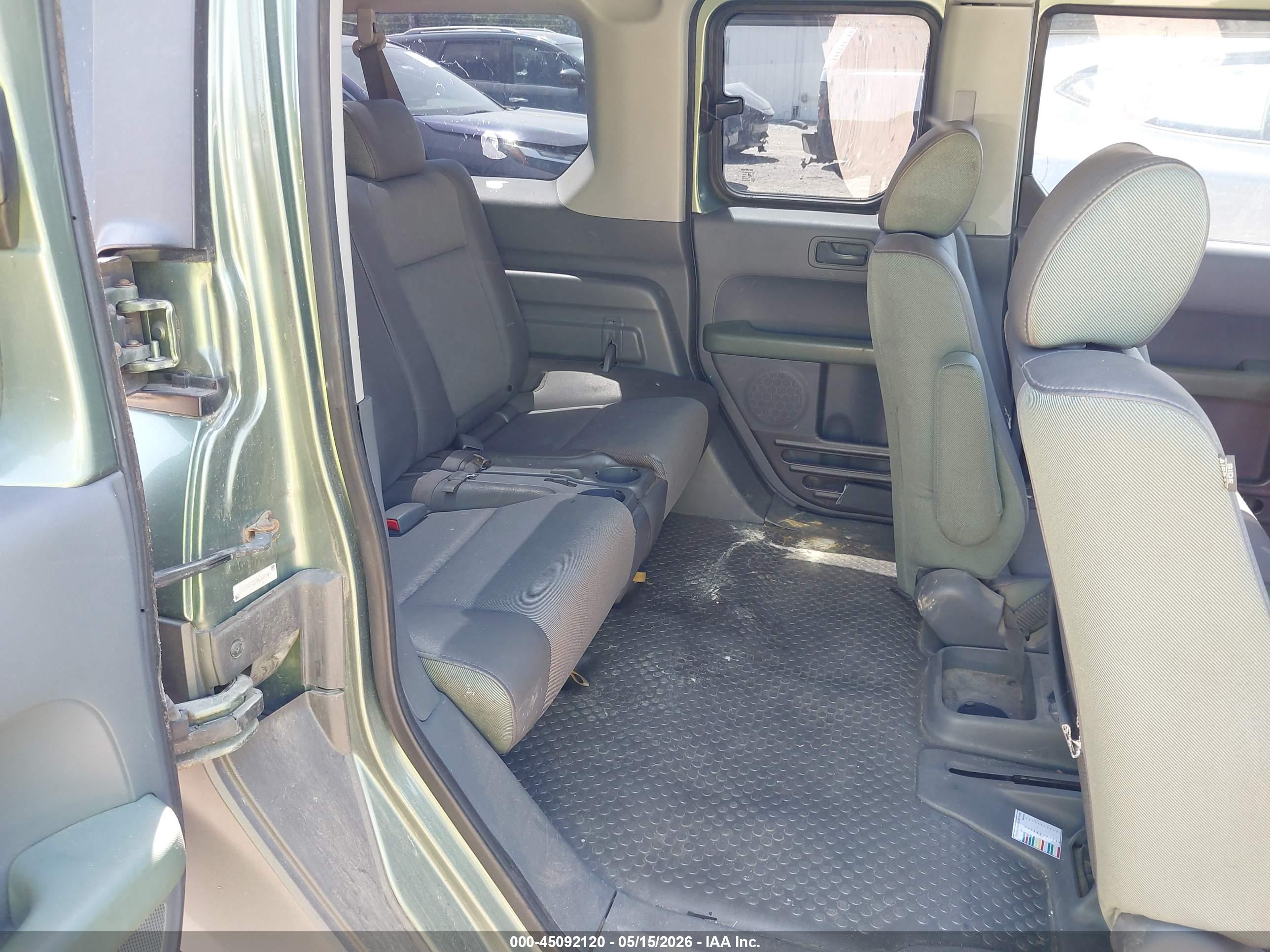HONDA ELEMENT image 8