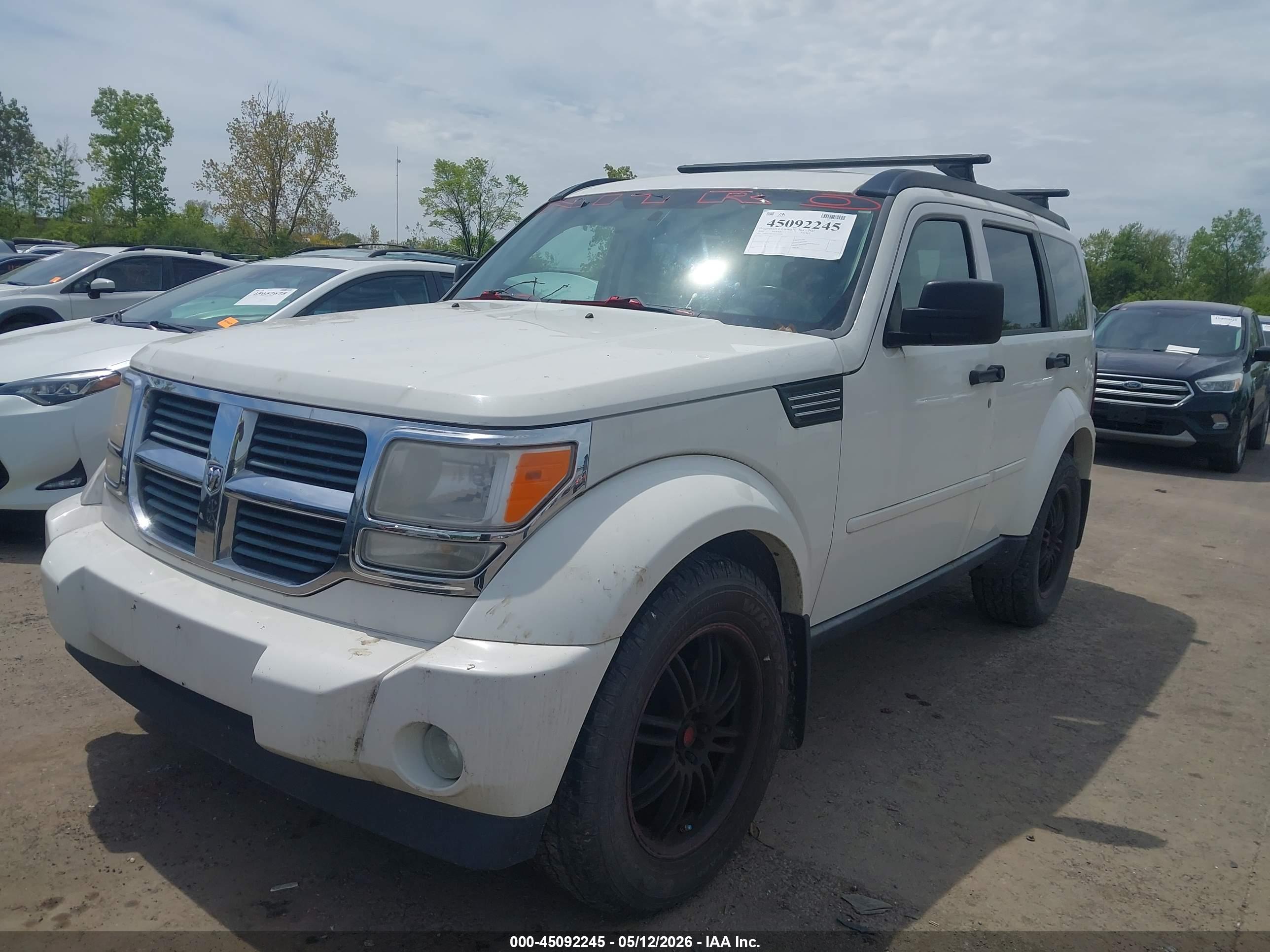 DODGE NITRO image 2