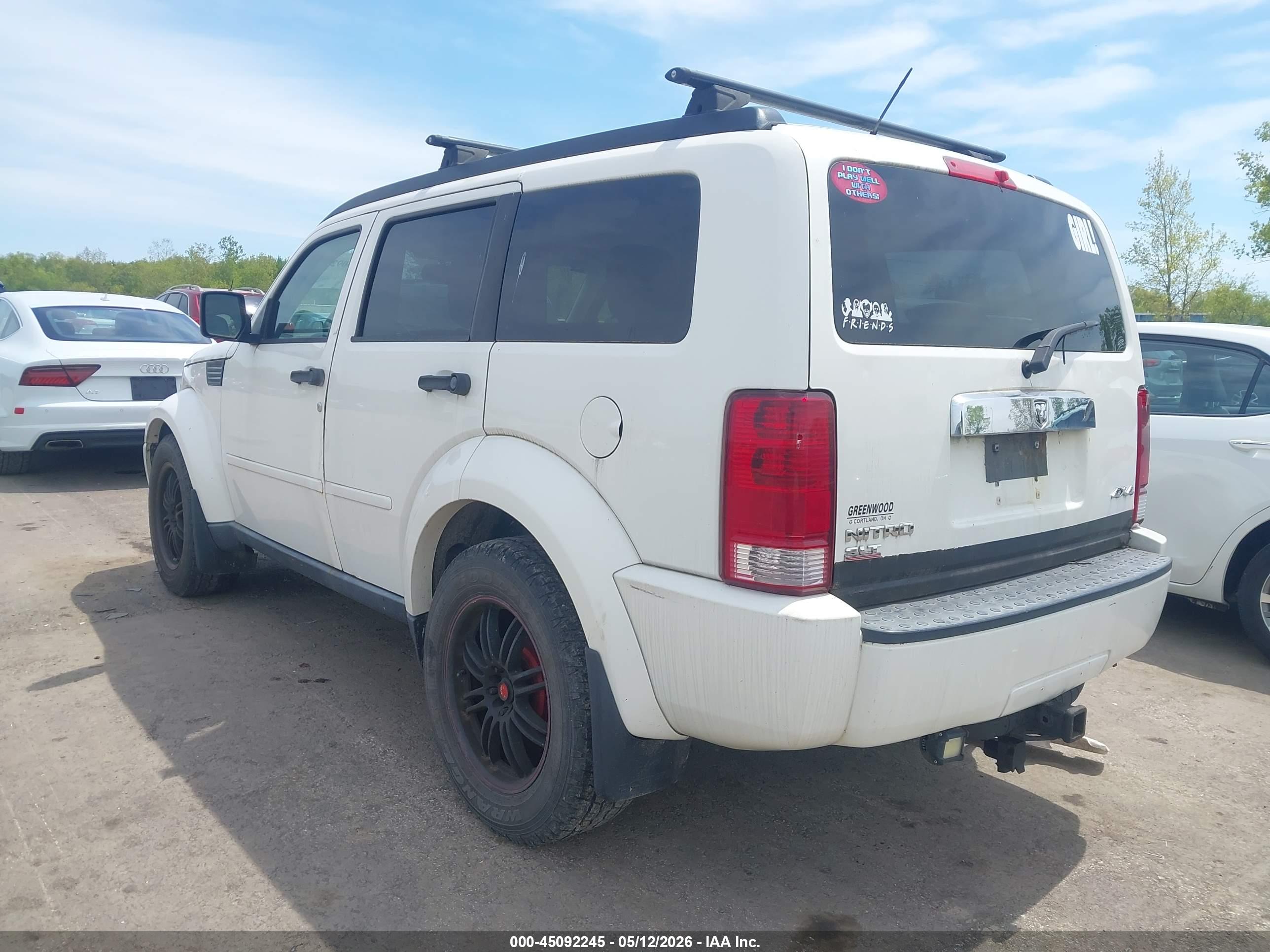 DODGE NITRO image 3