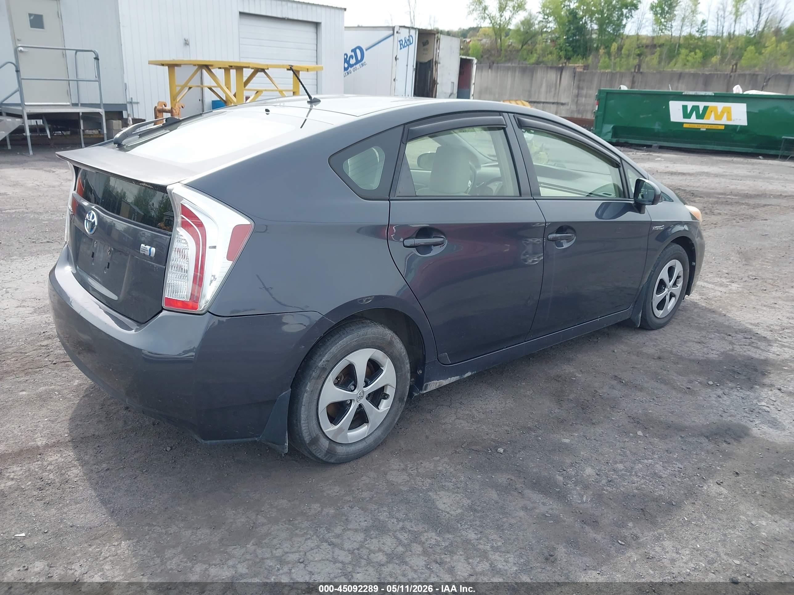 TOYOTA PRIUS image 4