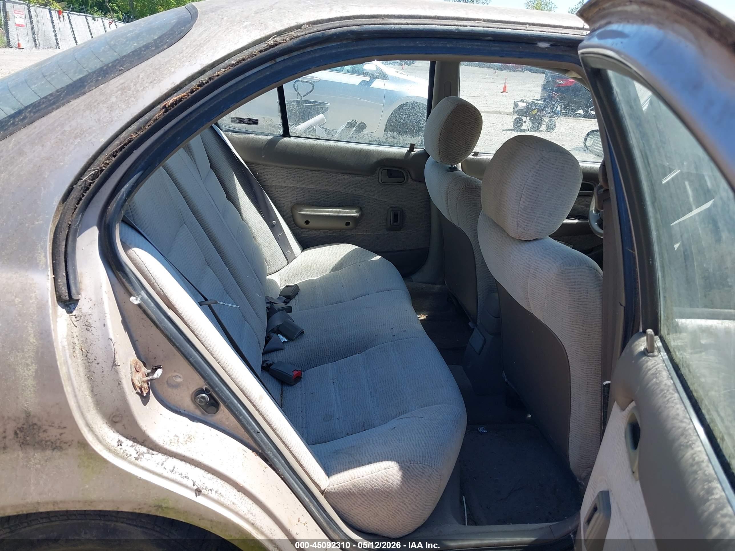 GEO PRIZM image 8