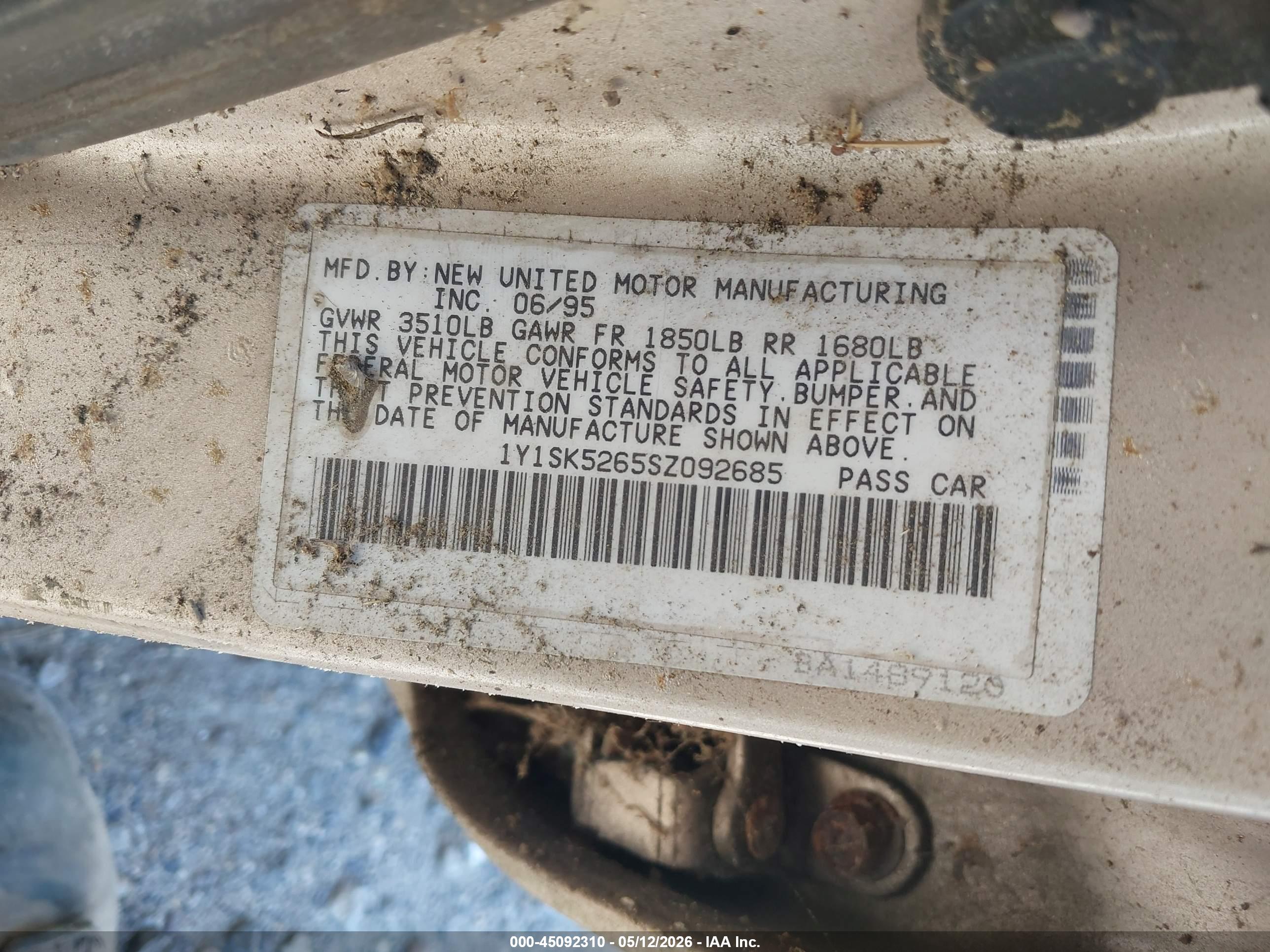 GEO PRIZM image 9