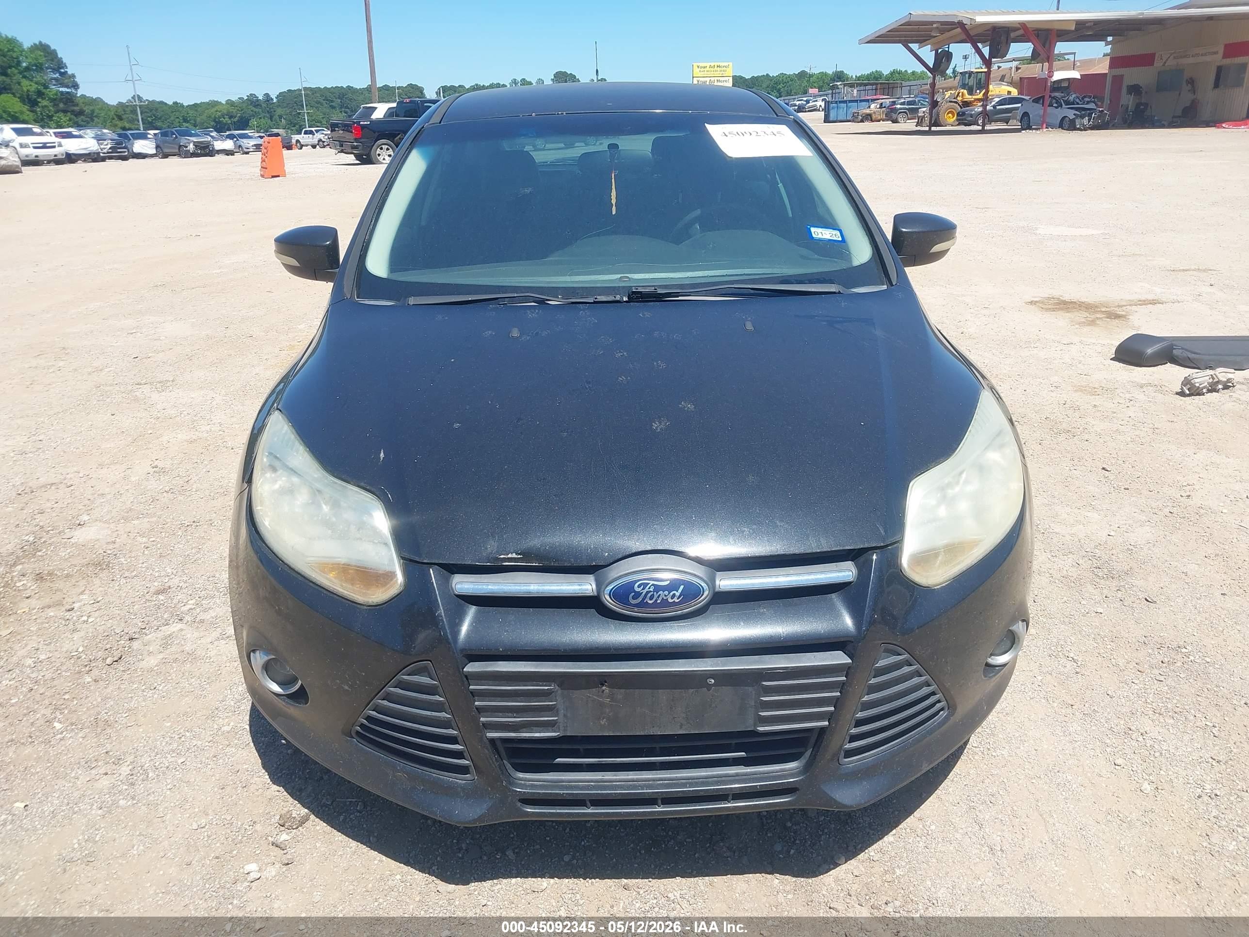 FORD FOCUS image 6