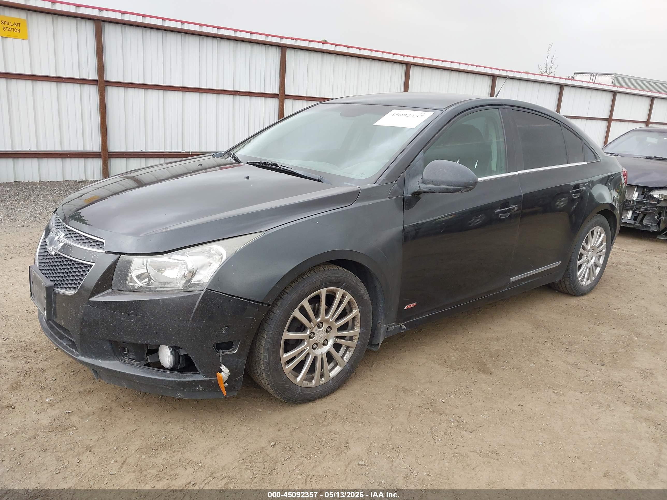 CHEVROLET CRUZE image 2