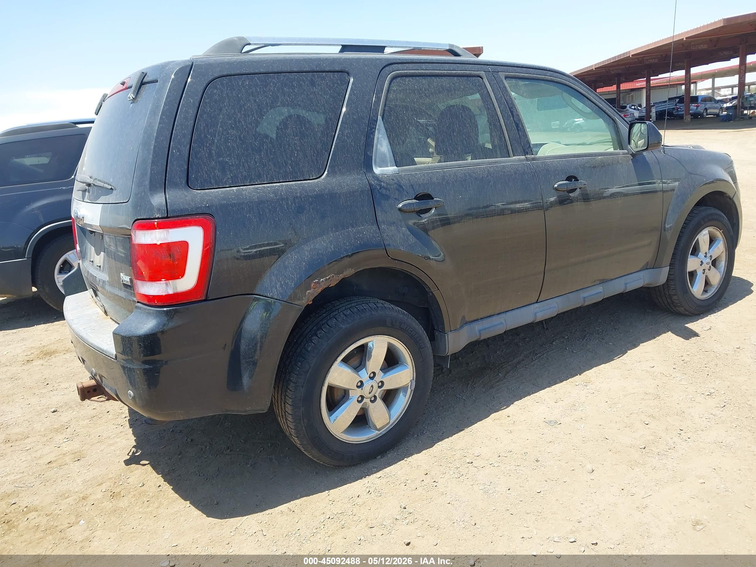 FORD ESCAPE image 4