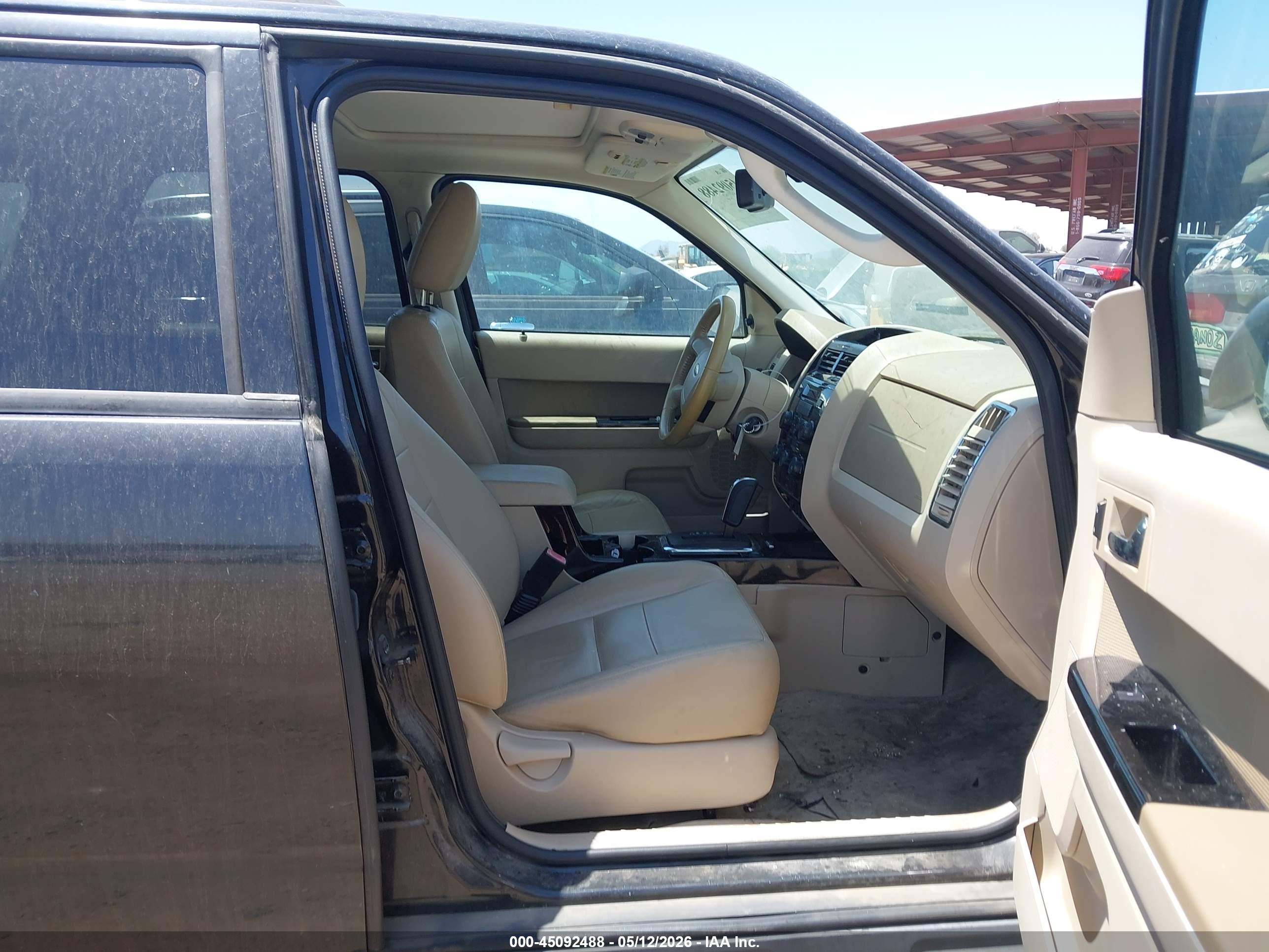 FORD ESCAPE image 5