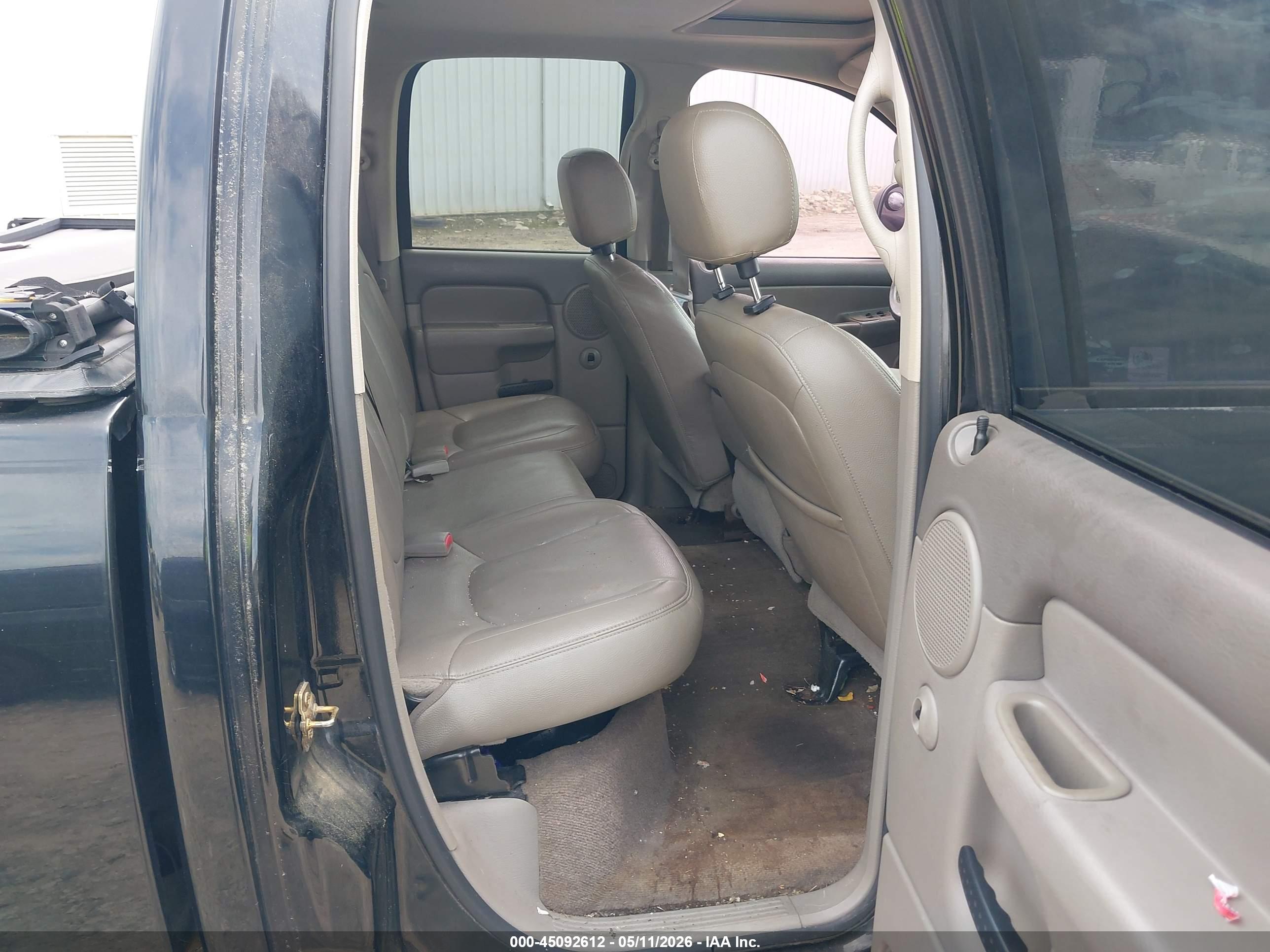 DODGE RAM image 8