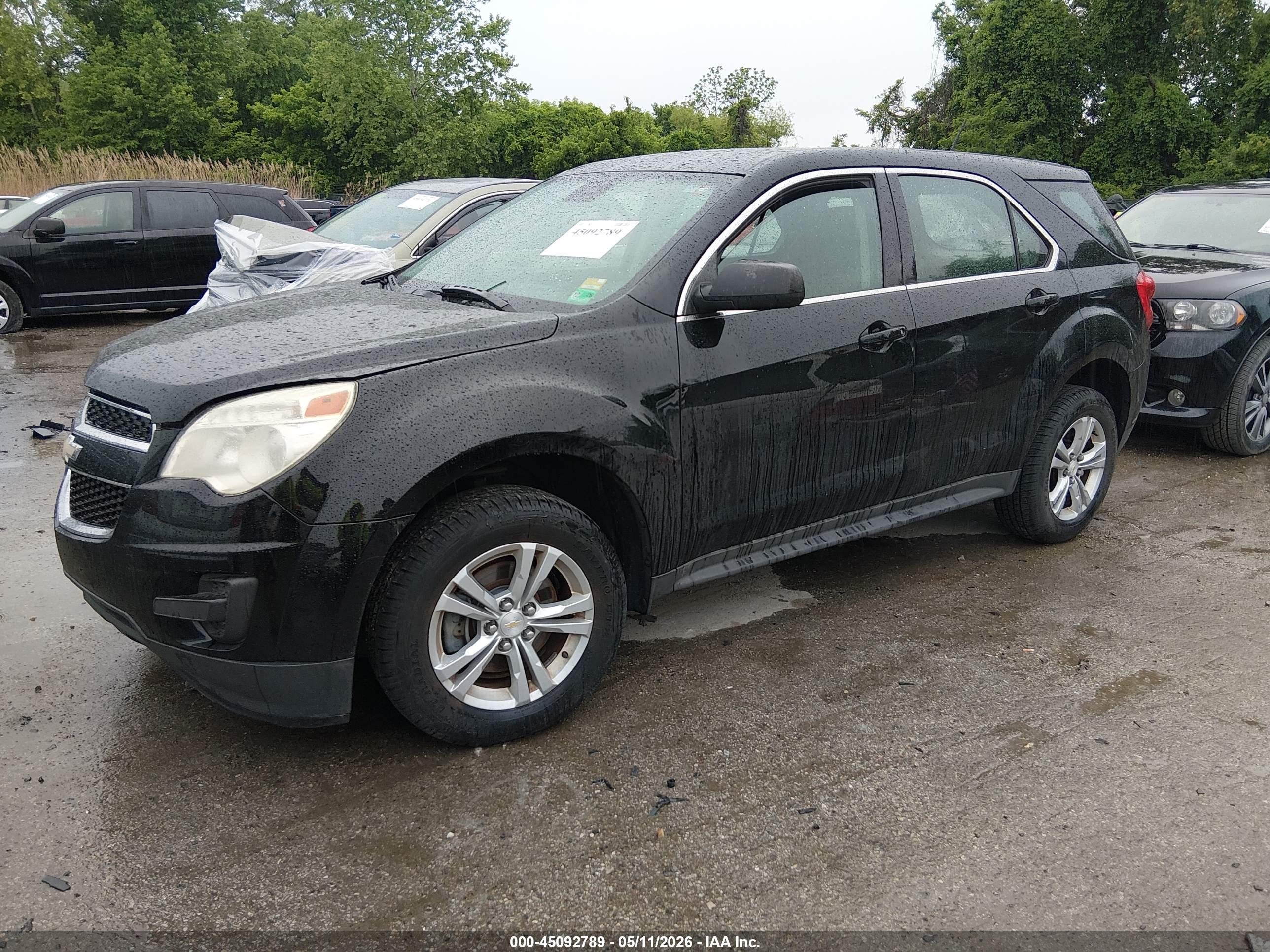 CHEVROLET EQUINOX image 2