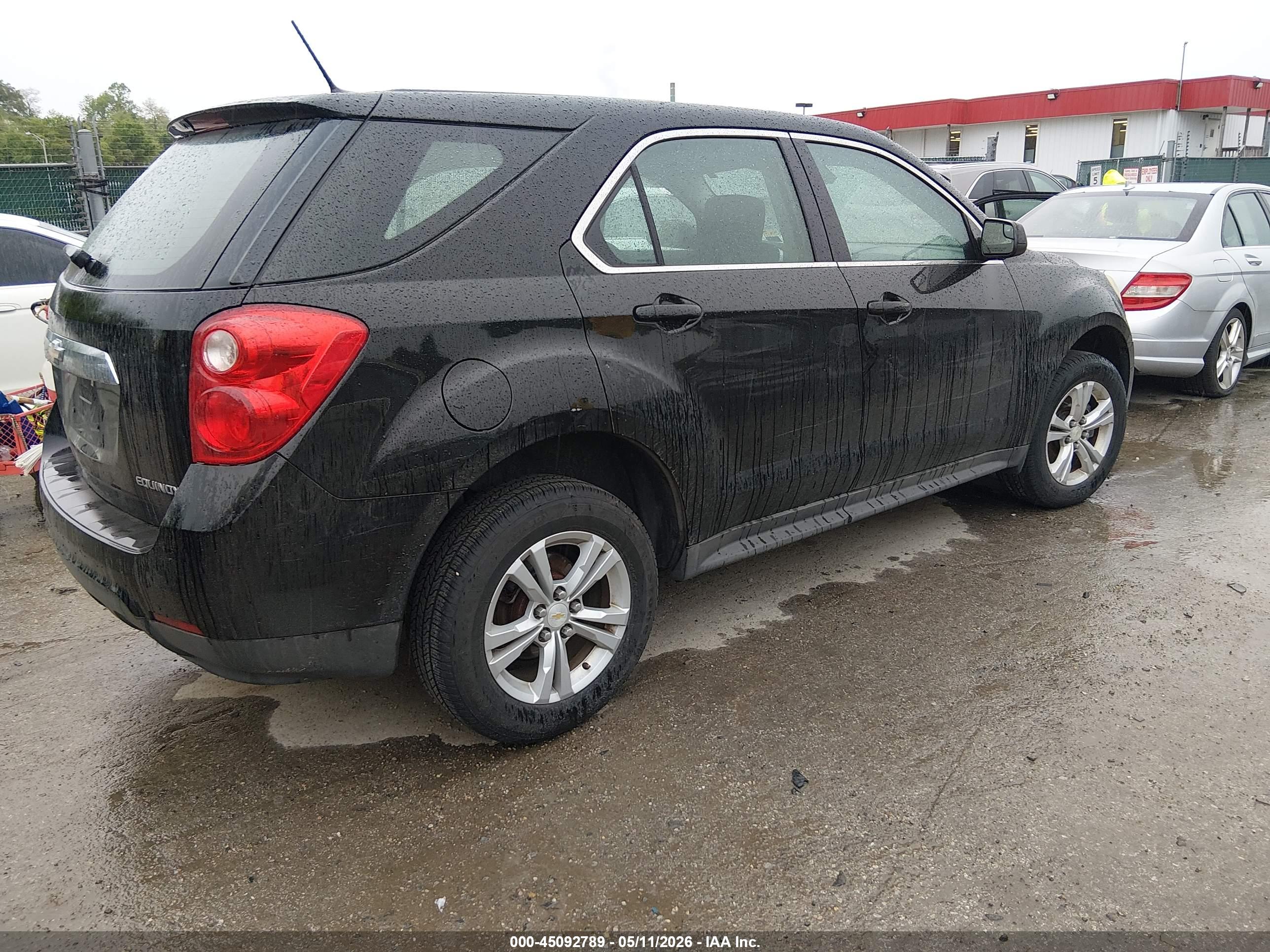 CHEVROLET EQUINOX image 4