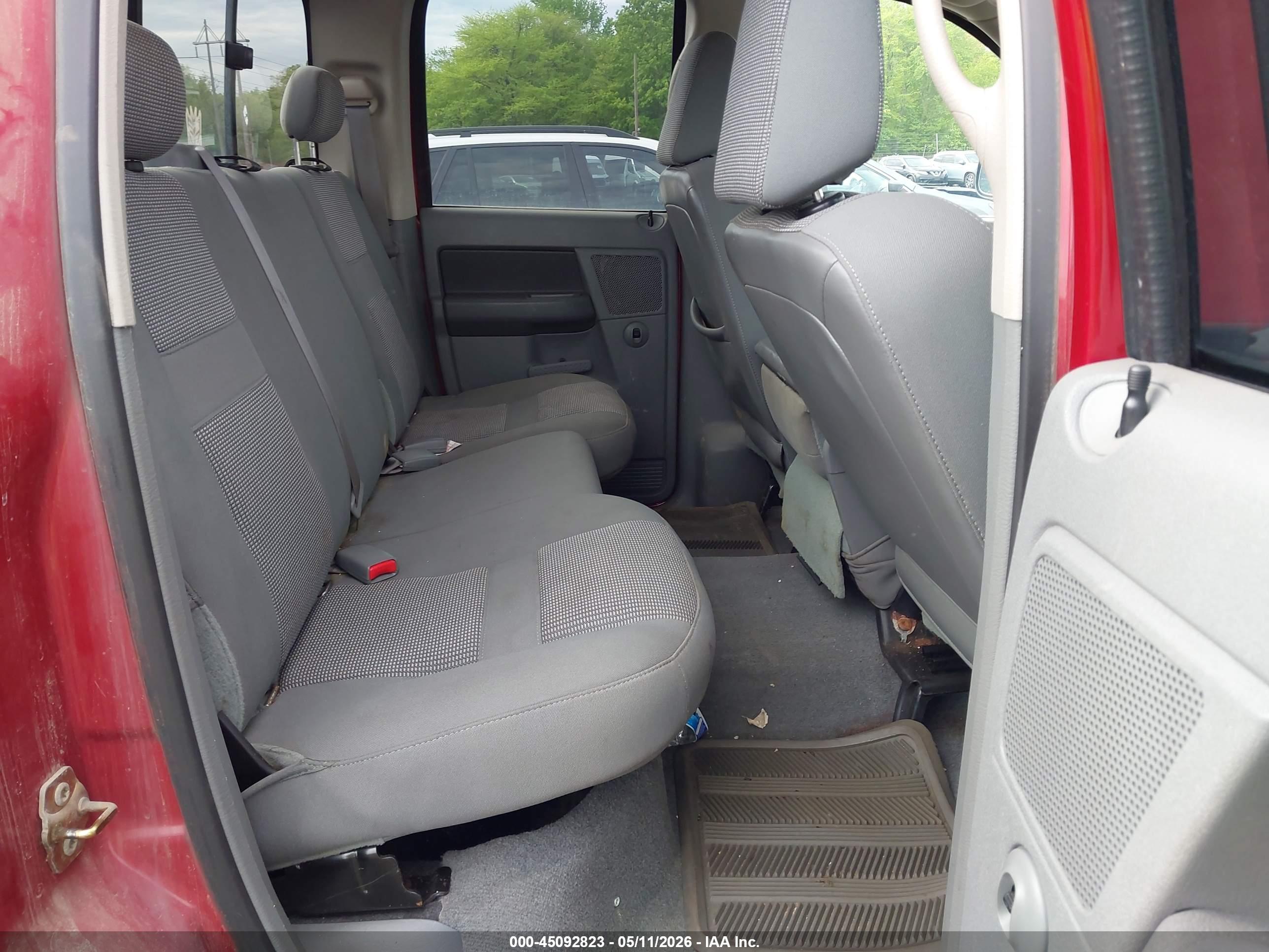 DODGE RAM image 8