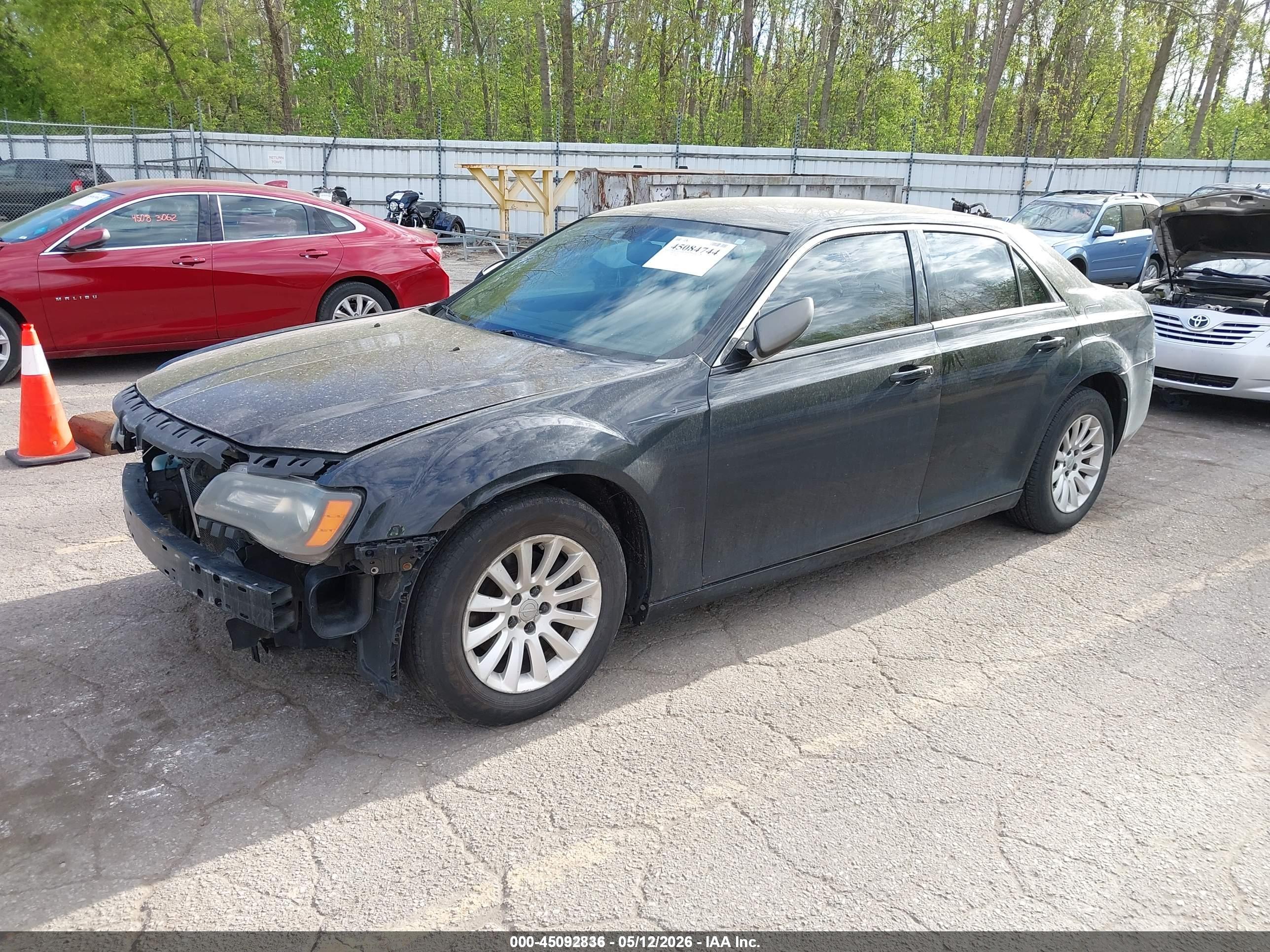 CHRYSLER 300 image 2