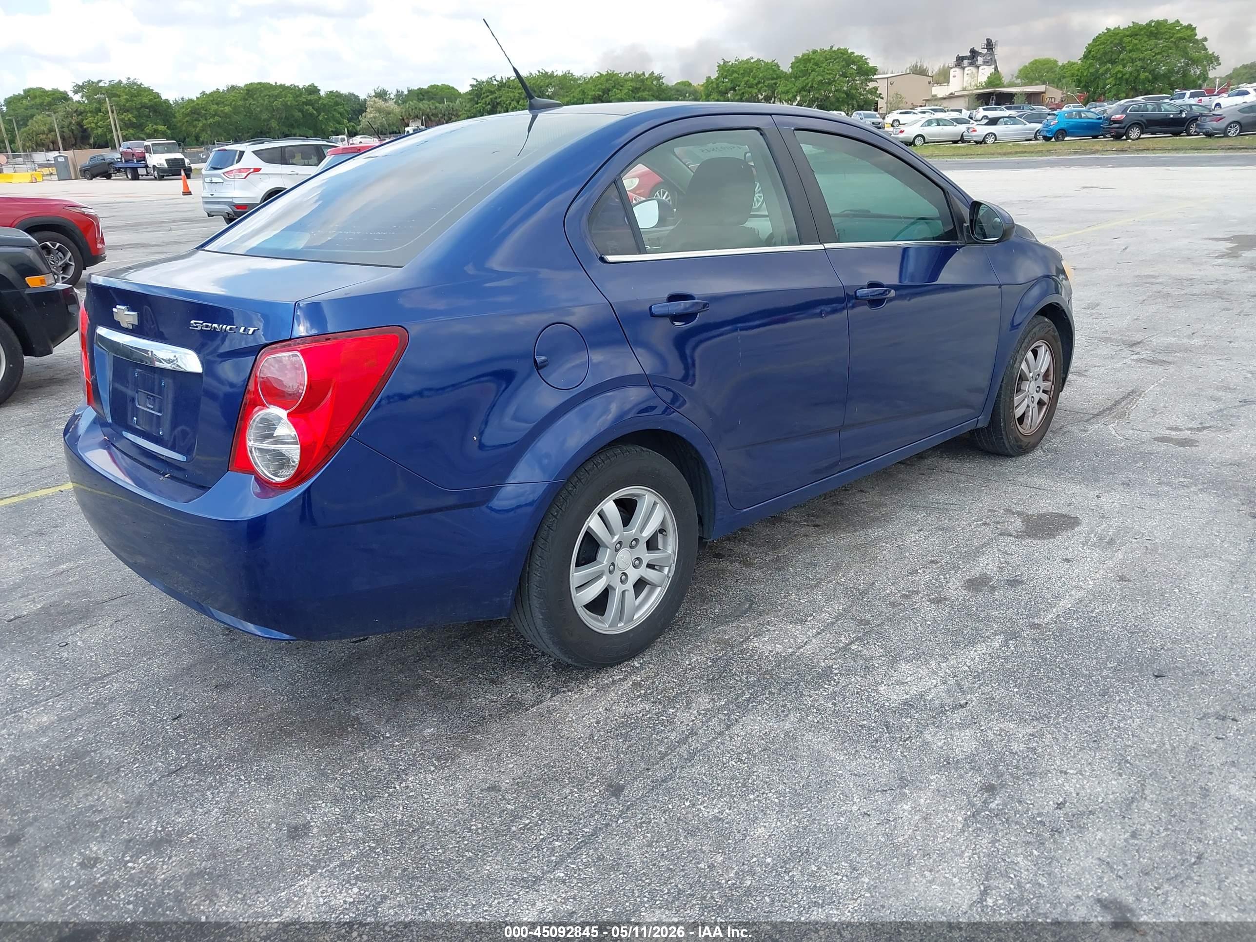 CHEVROLET SONIC image 4
