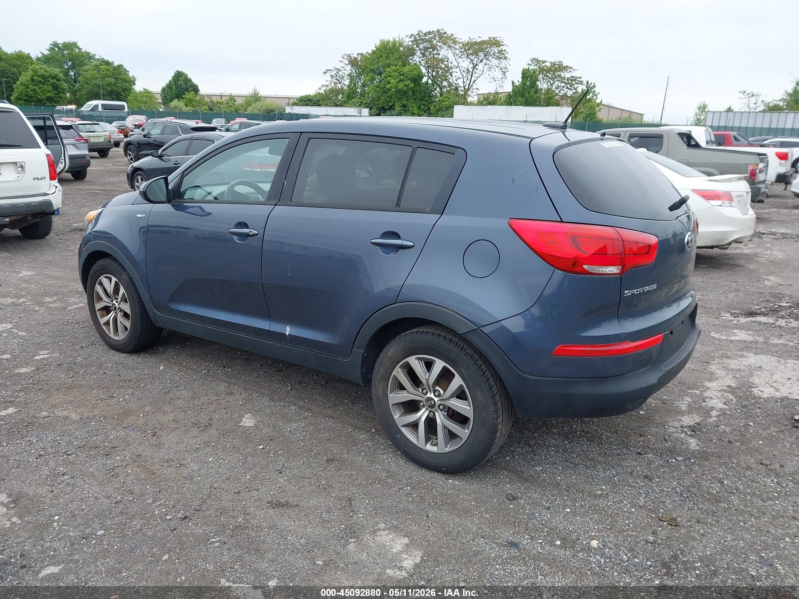 KIA SPORTAGE image 3