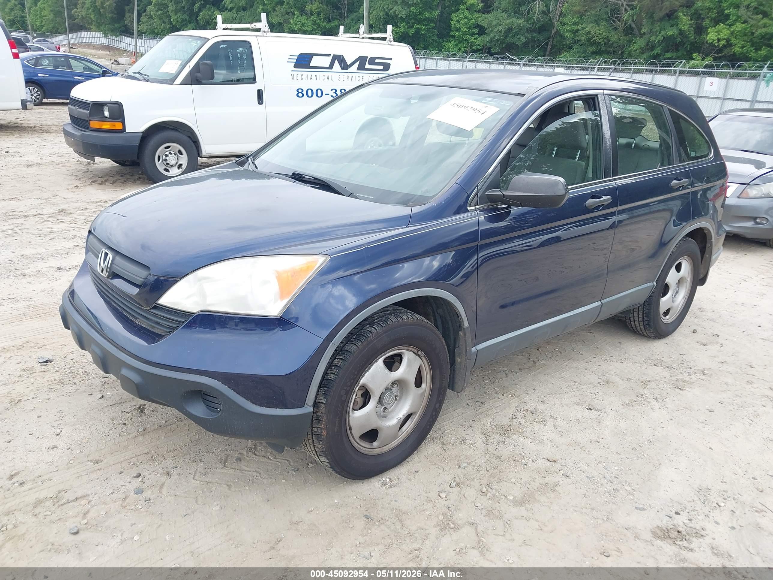 HONDA CR-V image 2