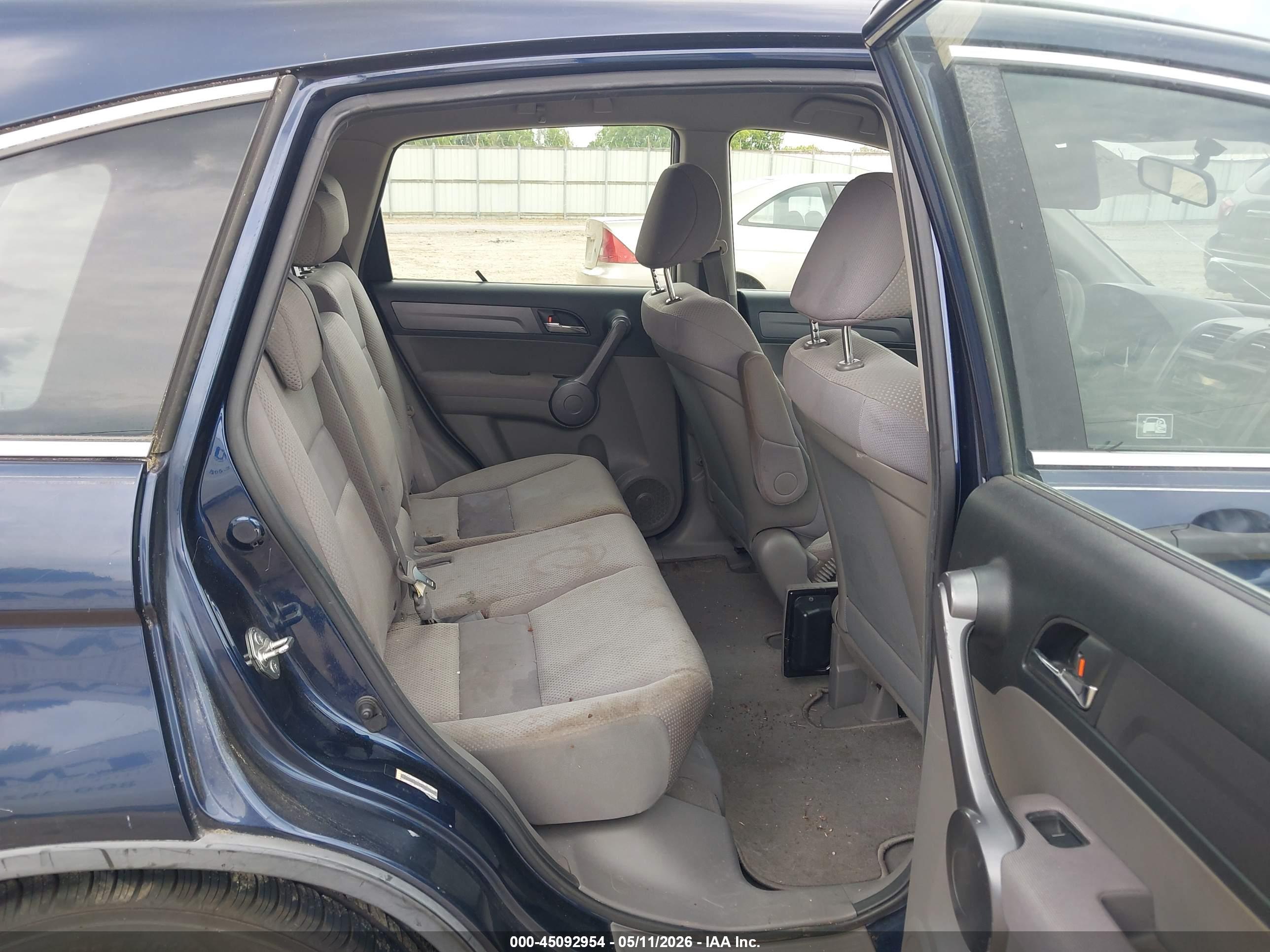 HONDA CR-V image 8