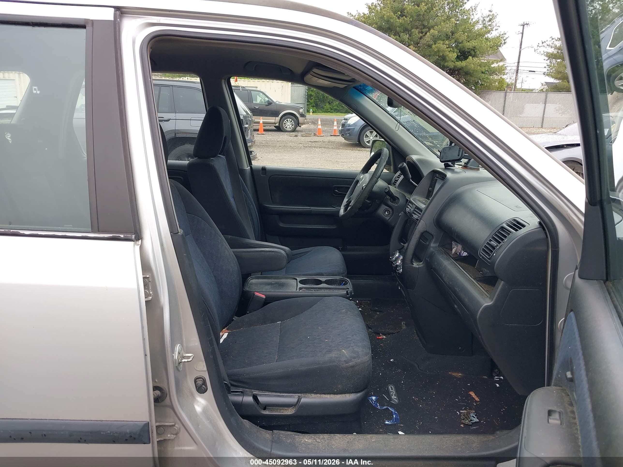HONDA CR-V image 5