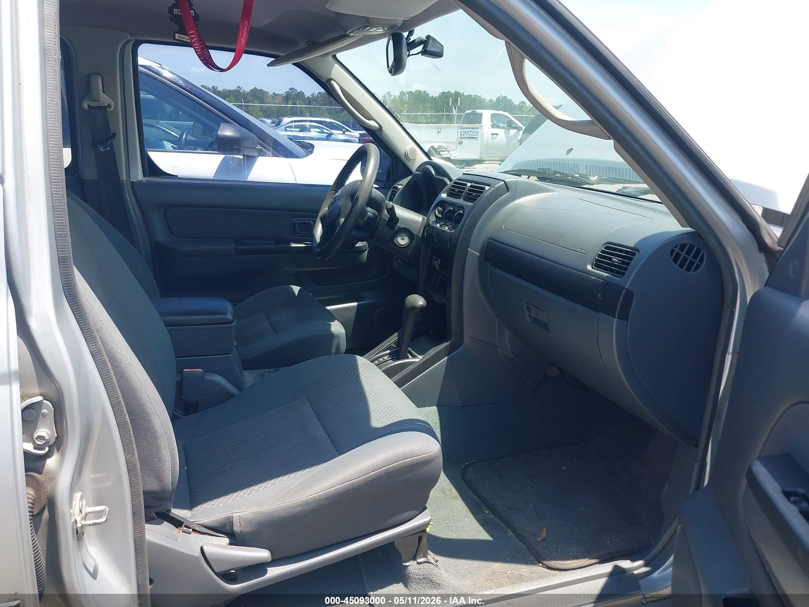 NISSAN XTERRA image 5