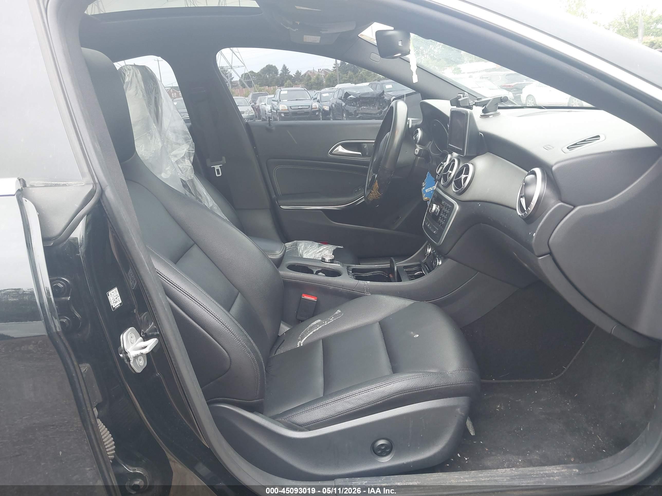 MERCEDES-BENZ CLA image 5