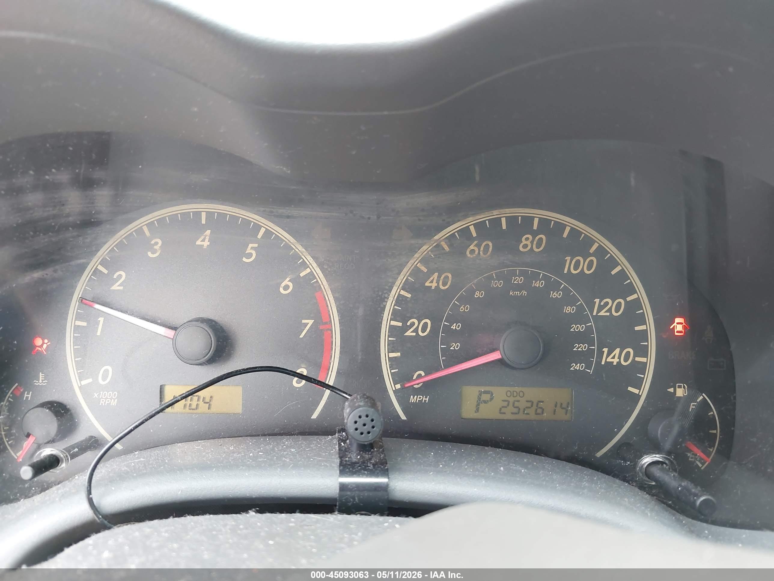 TOYOTA COROLLA image 7