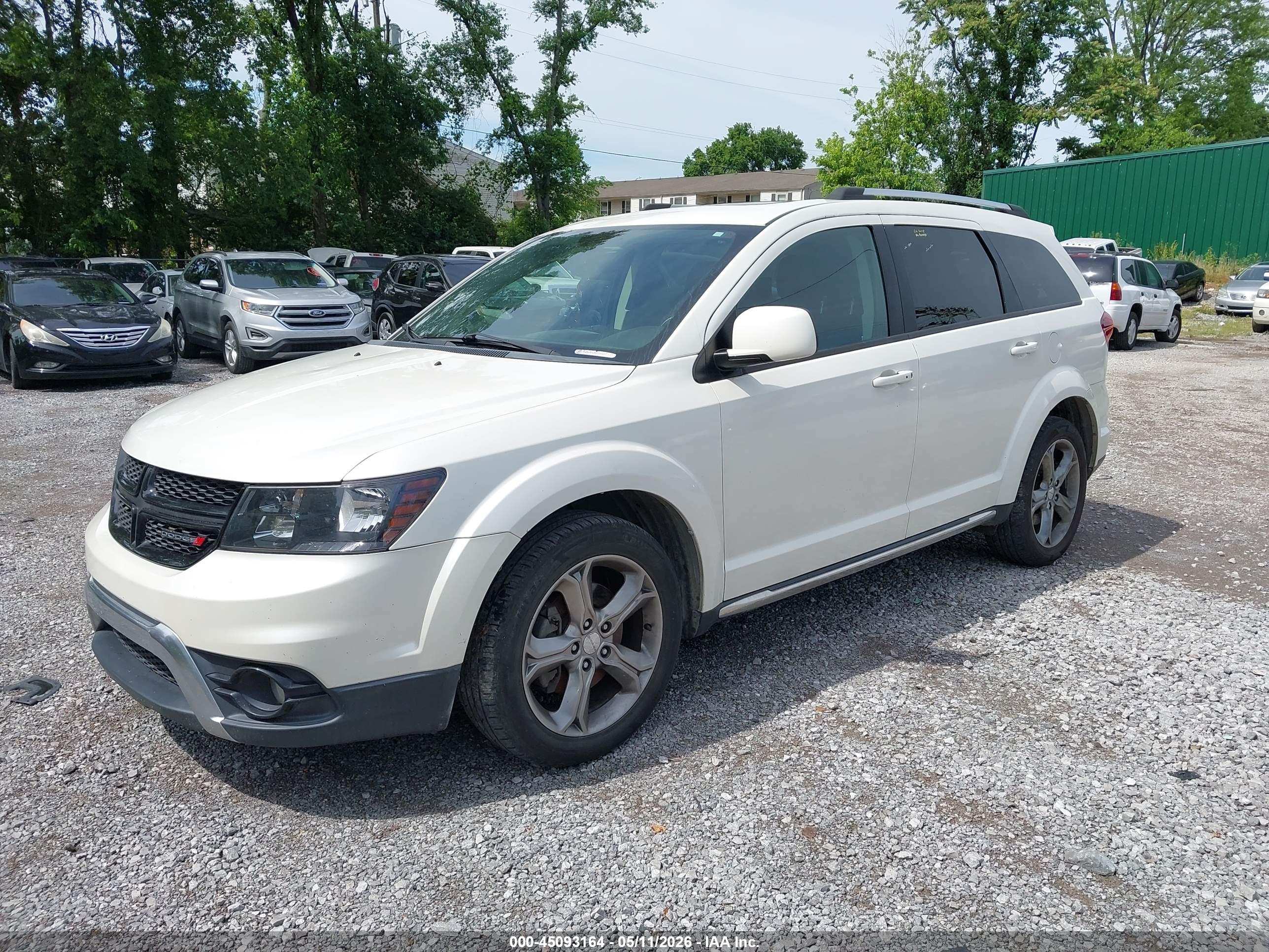 DODGE JOURNEY image 2