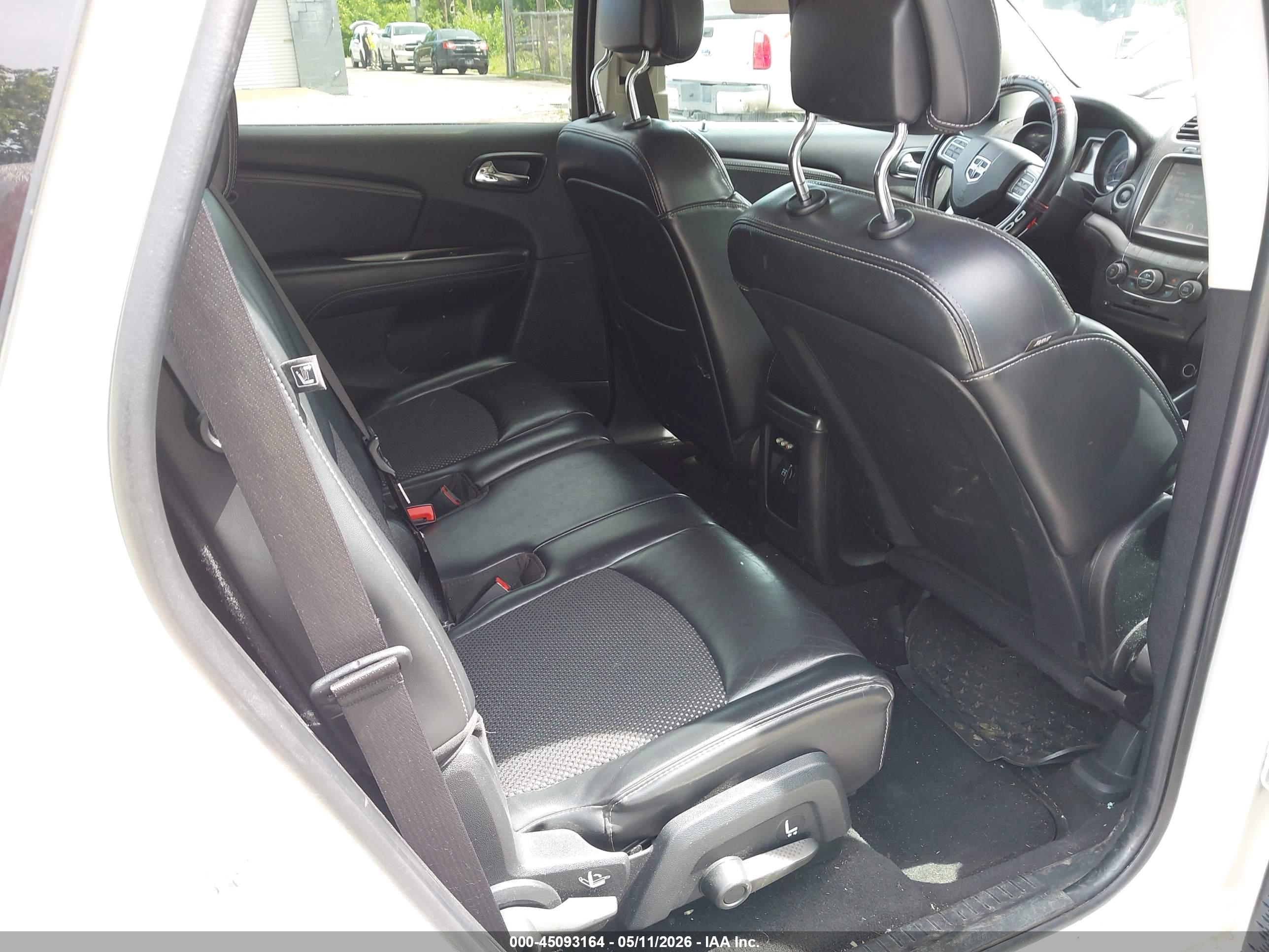 DODGE JOURNEY image 8