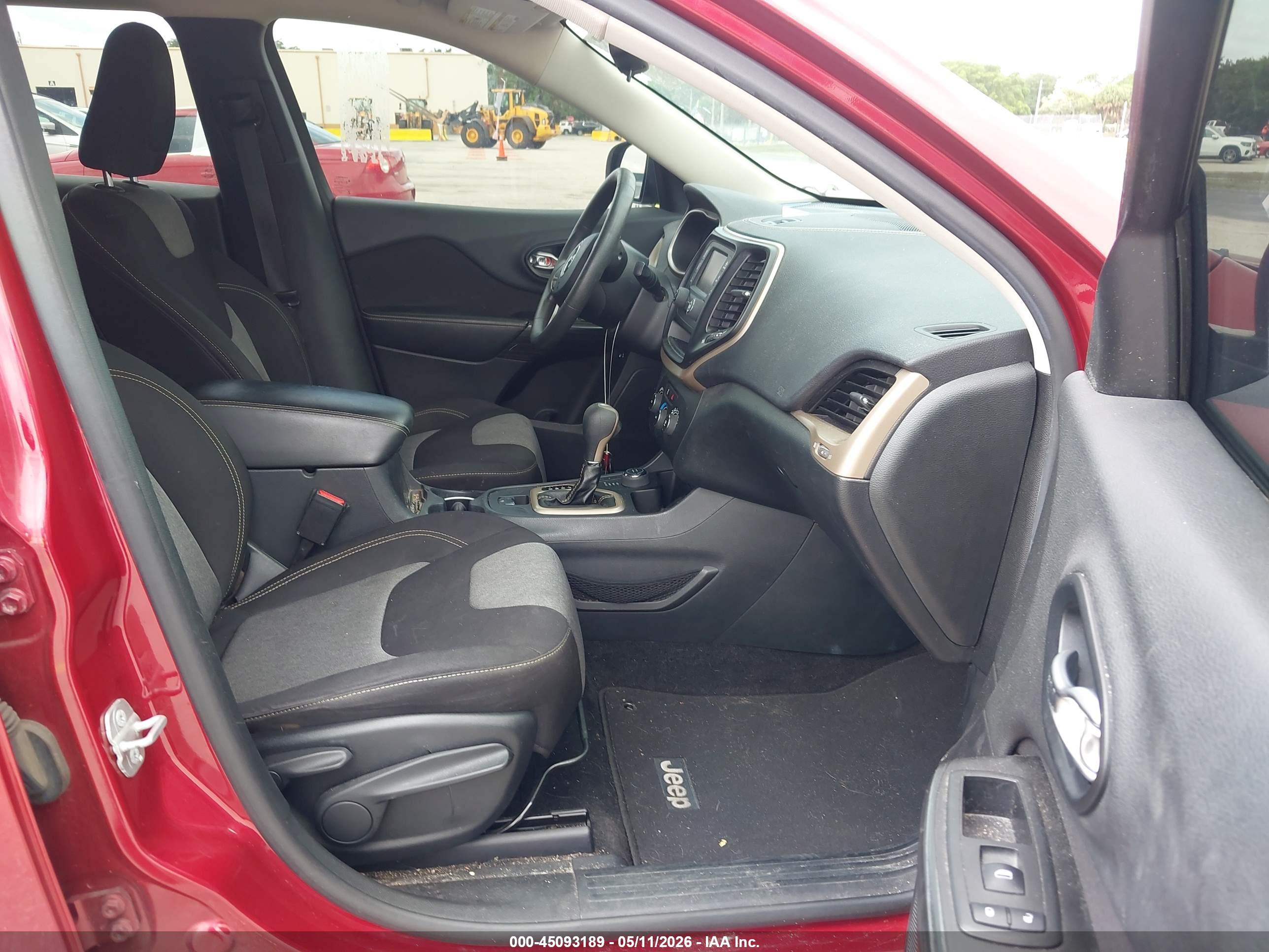 JEEP CHEROKEE image 5
