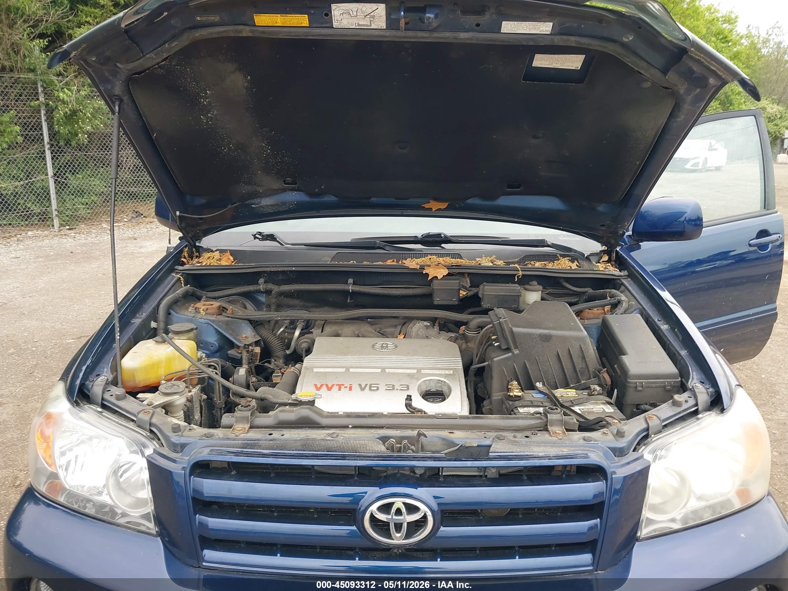 TOYOTA HIGHLANDER image 10