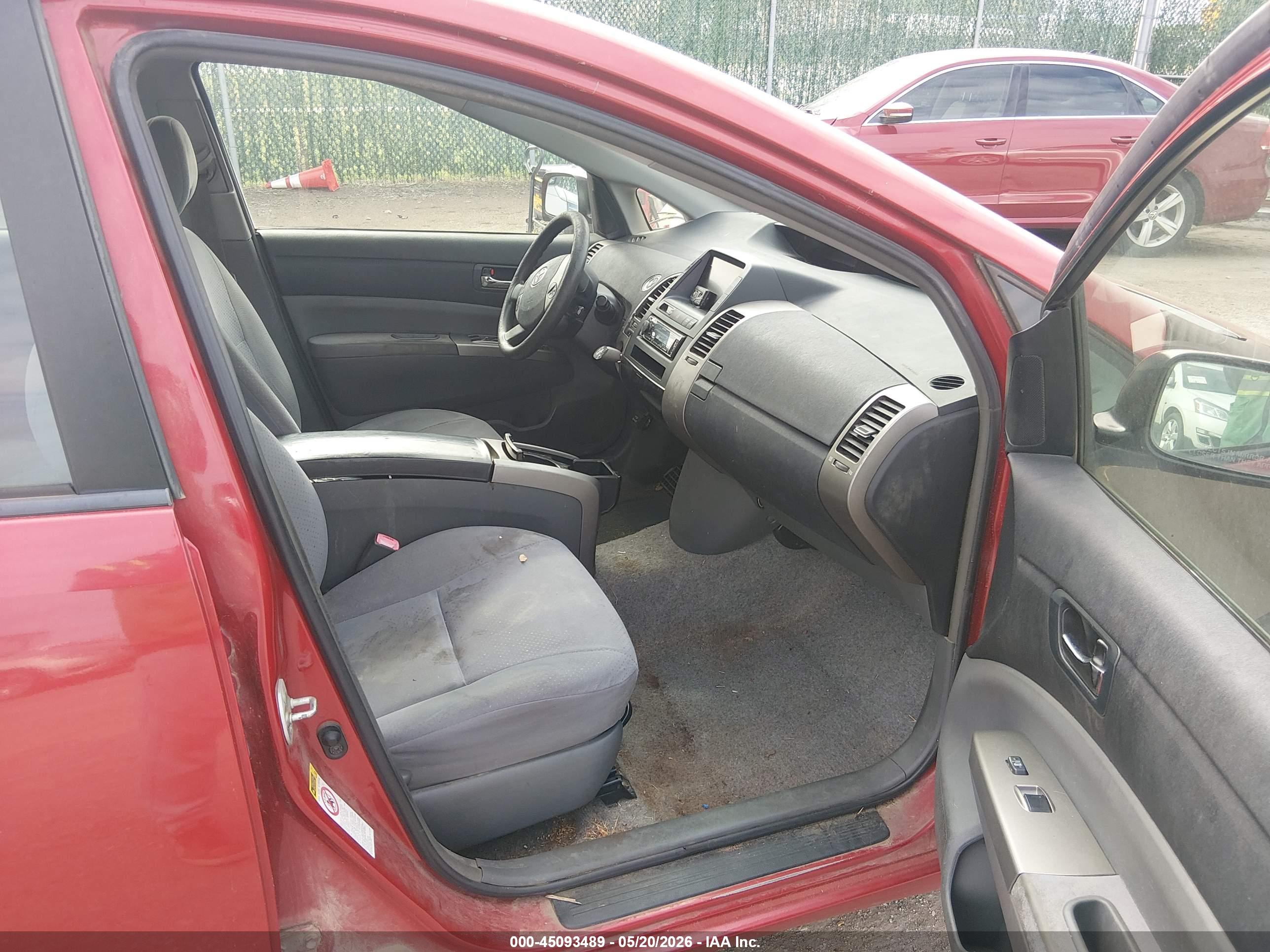 TOYOTA PRIUS image 5