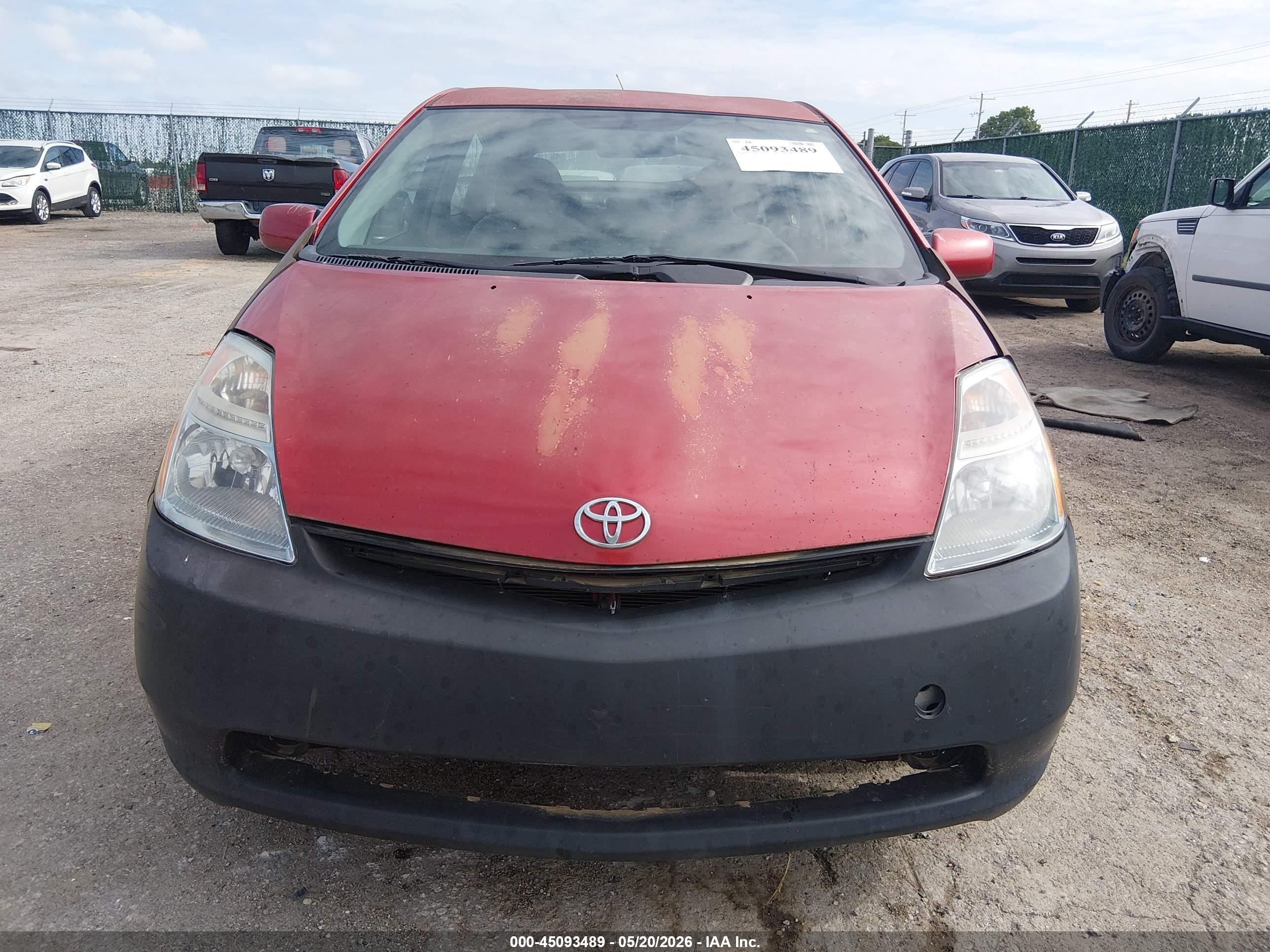 TOYOTA PRIUS image 6