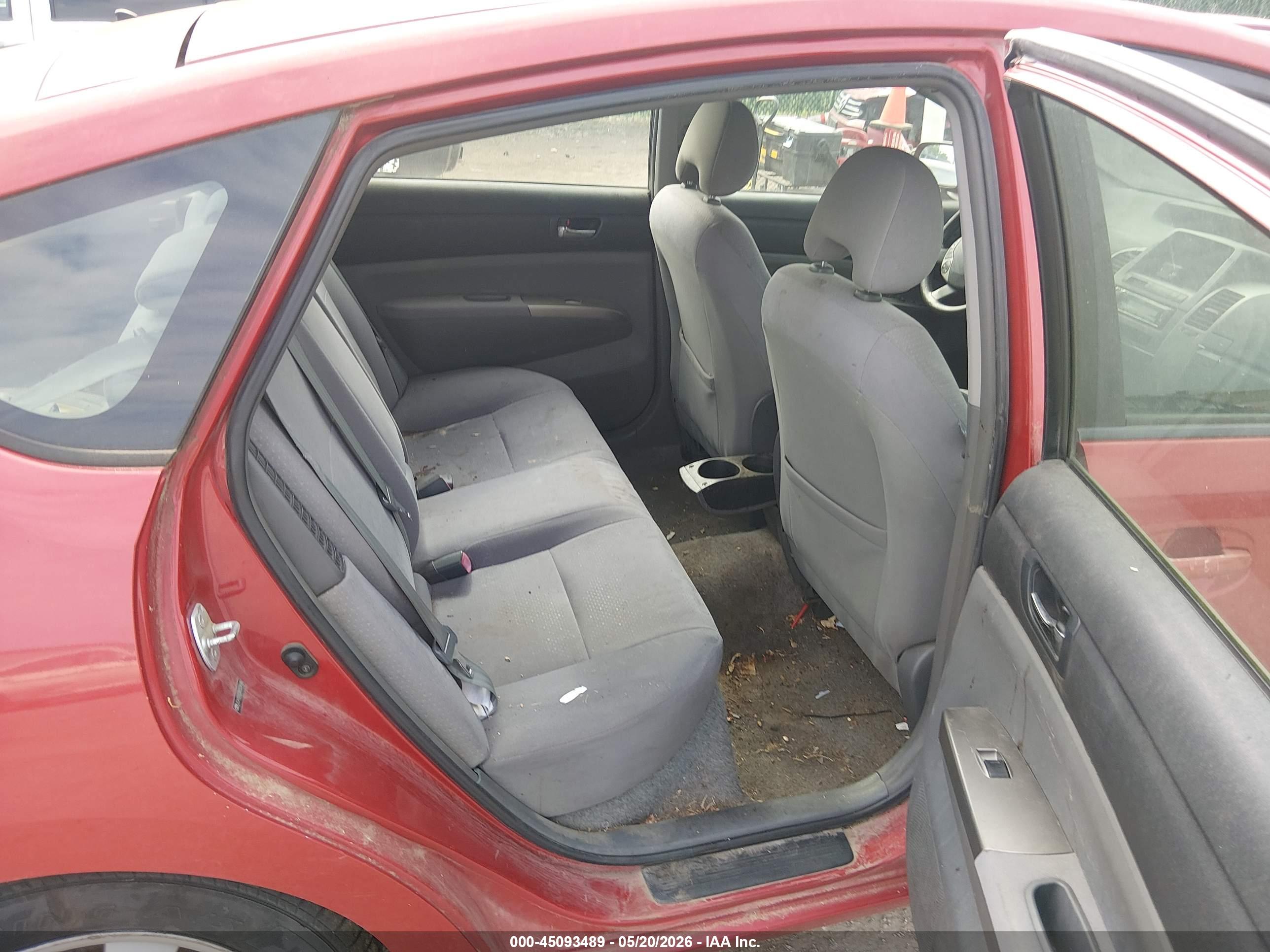 TOYOTA PRIUS image 8