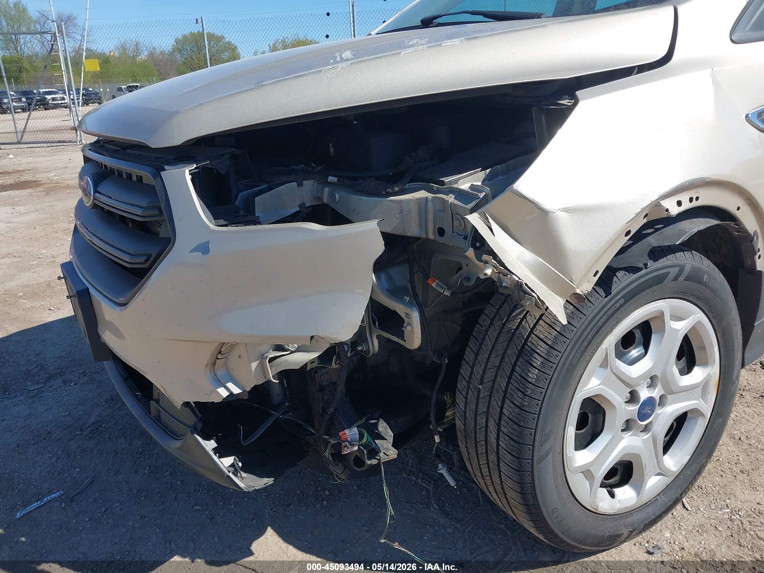FORD ESCAPE image 6