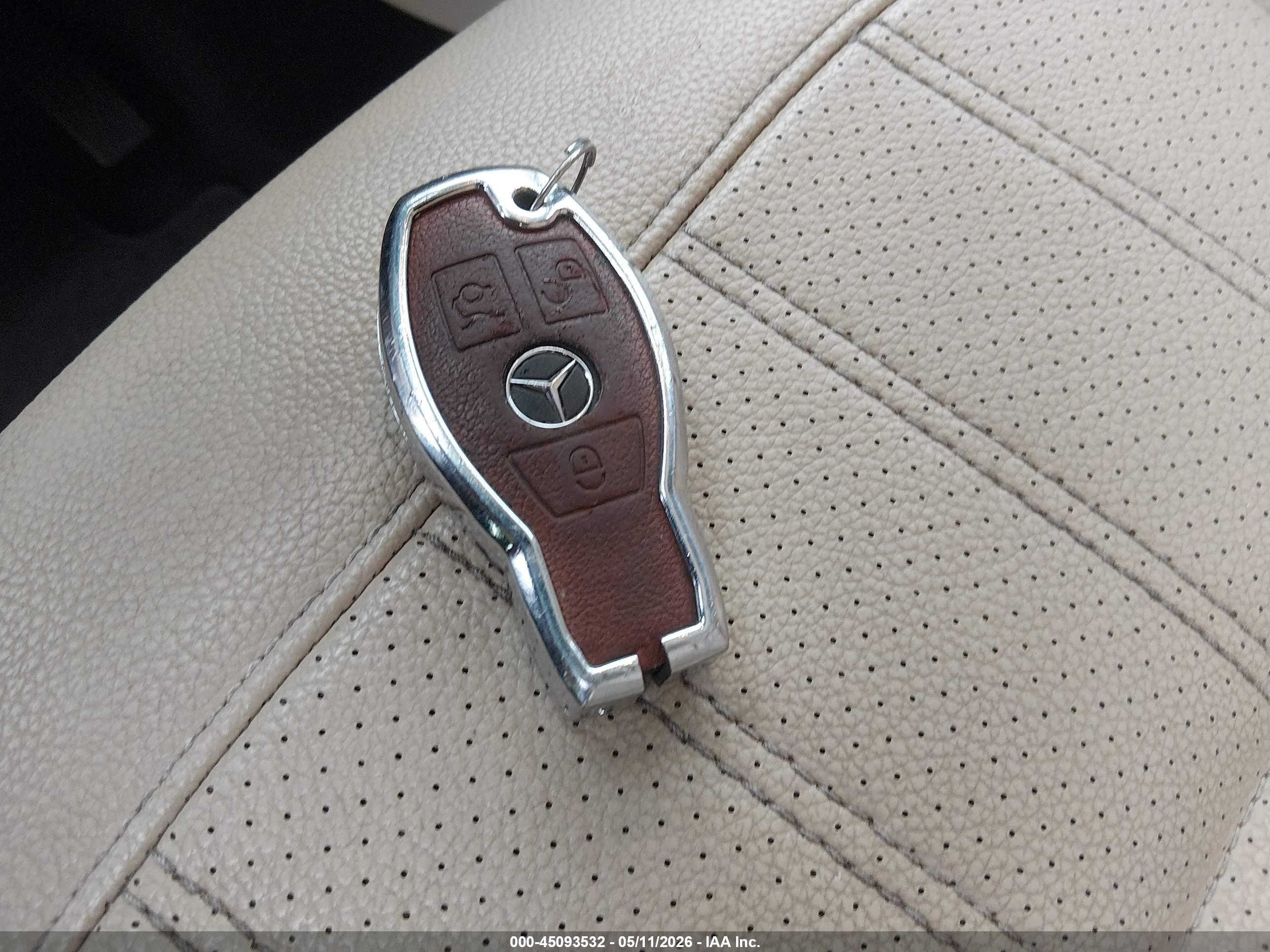 MERCEDES-BENZ GLS image 11