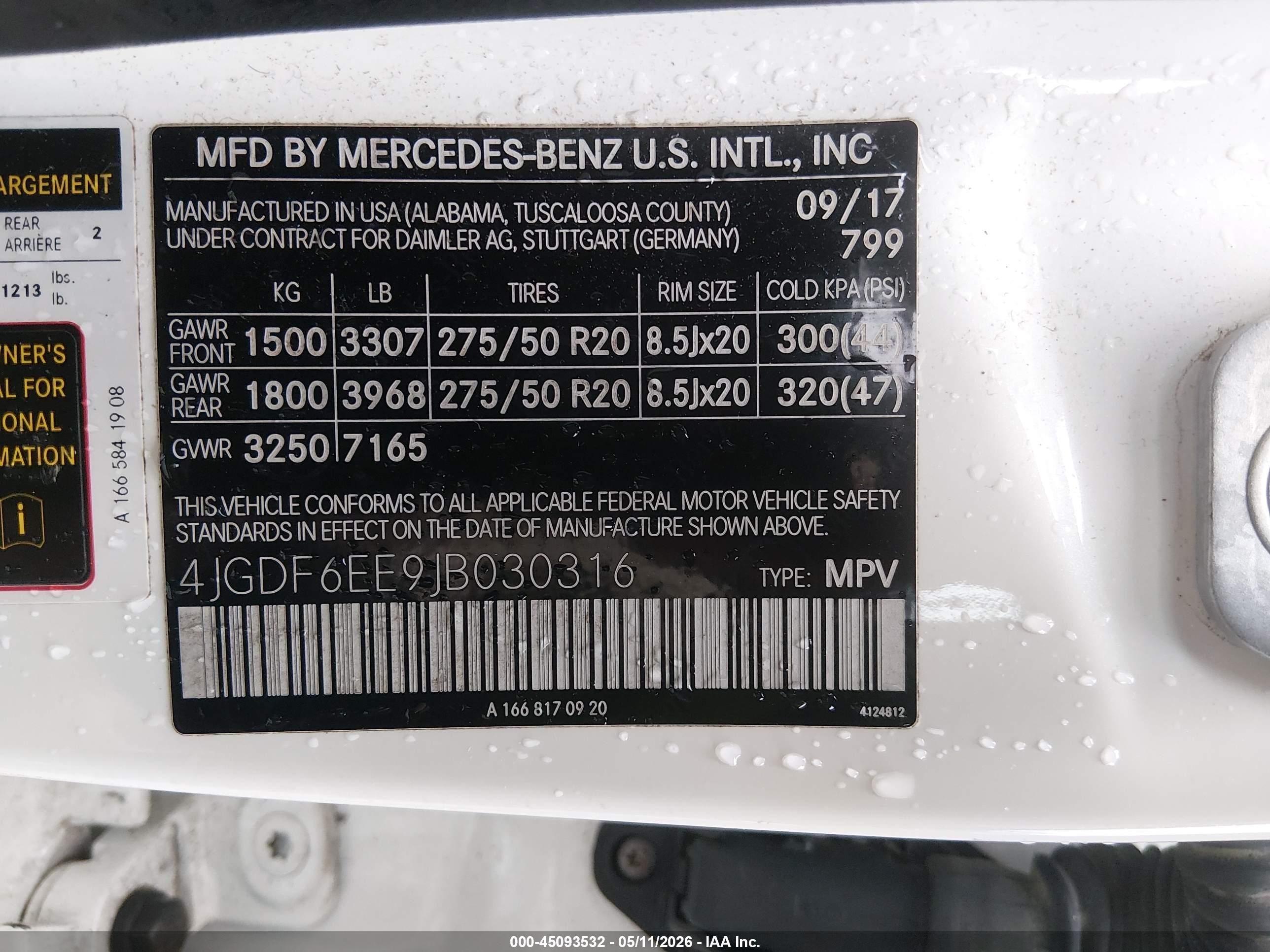 MERCEDES-BENZ GLS image 9
