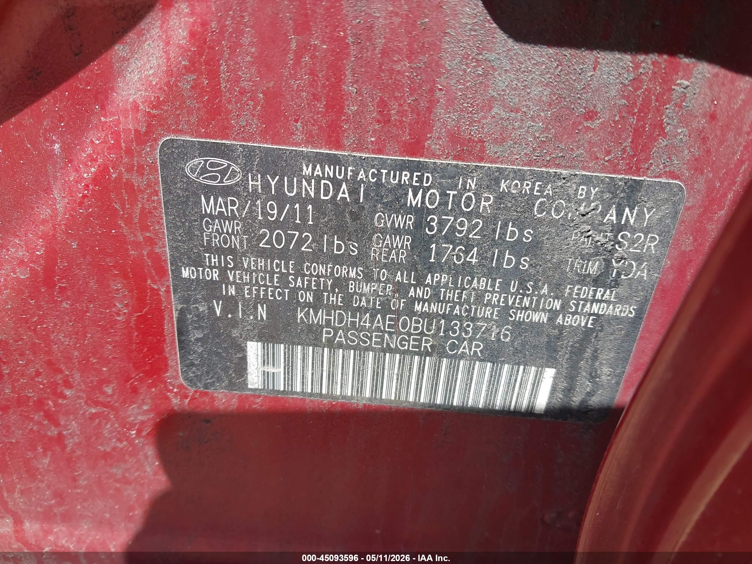 HYUNDAI ELANTRA image 9