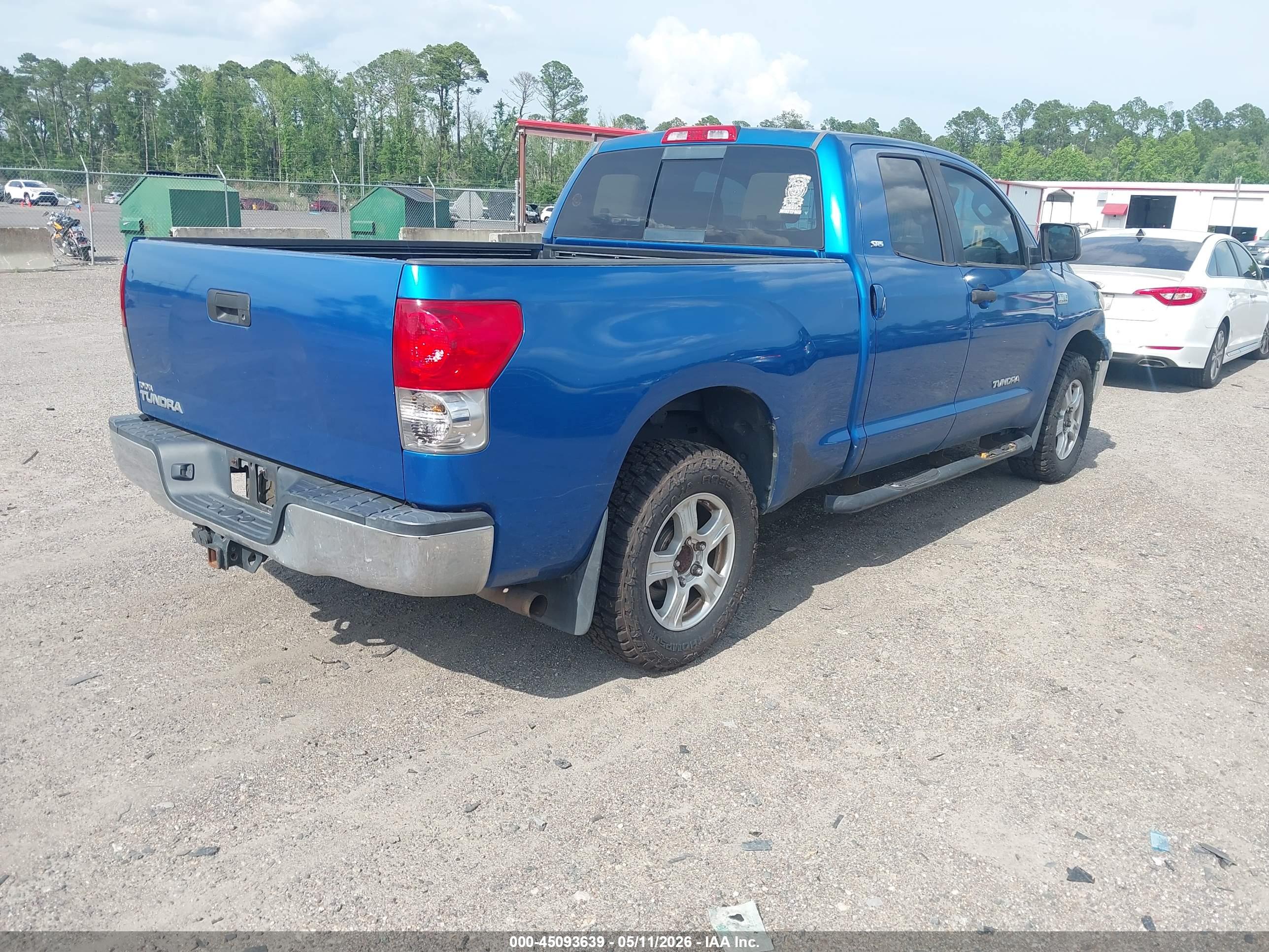 TOYOTA TUNDRA image 4