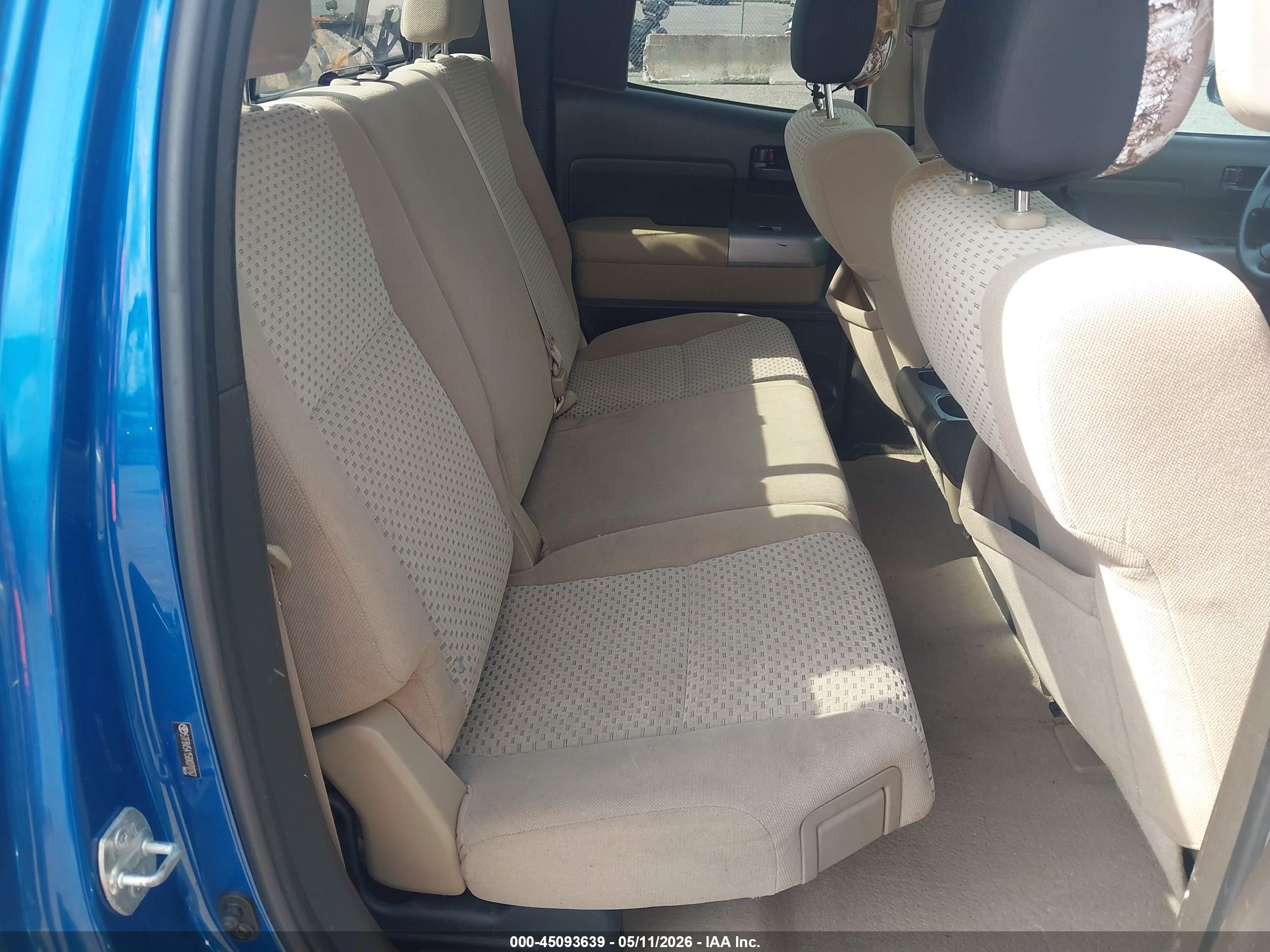 TOYOTA TUNDRA image 8