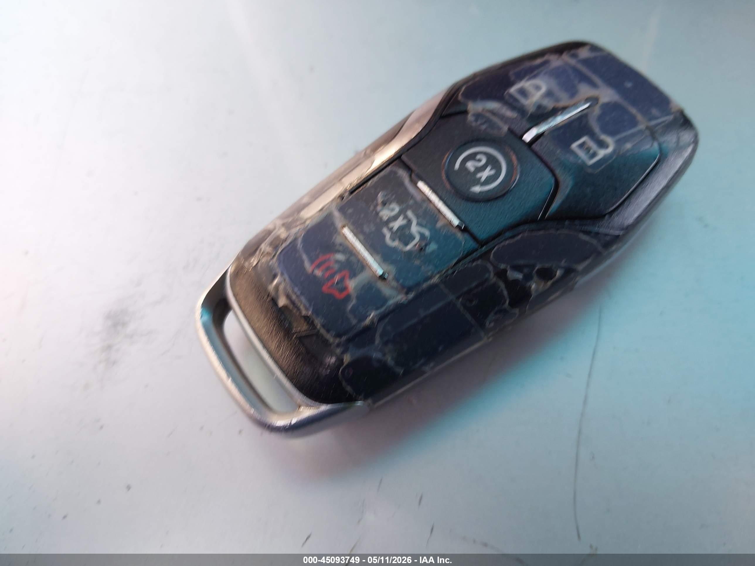FORD EXPLORER image 11